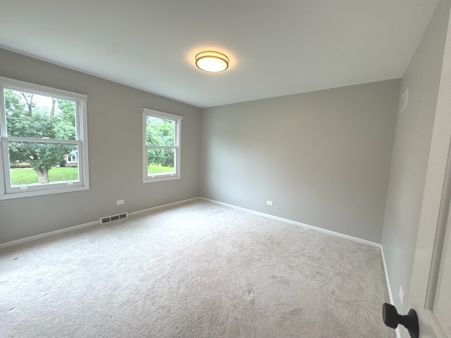 1019 Thunderbird Lane