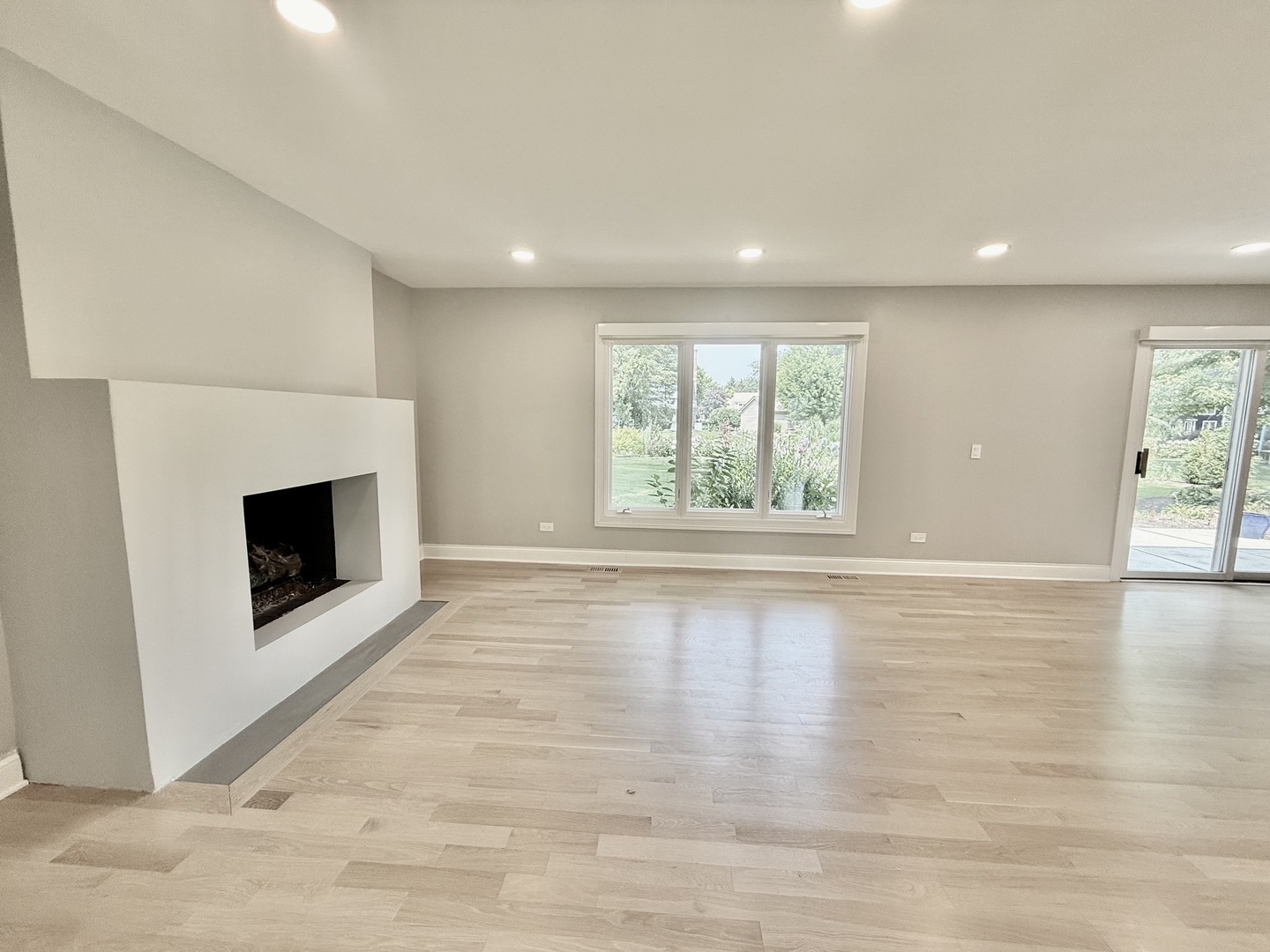 1019 Thunderbird Lane