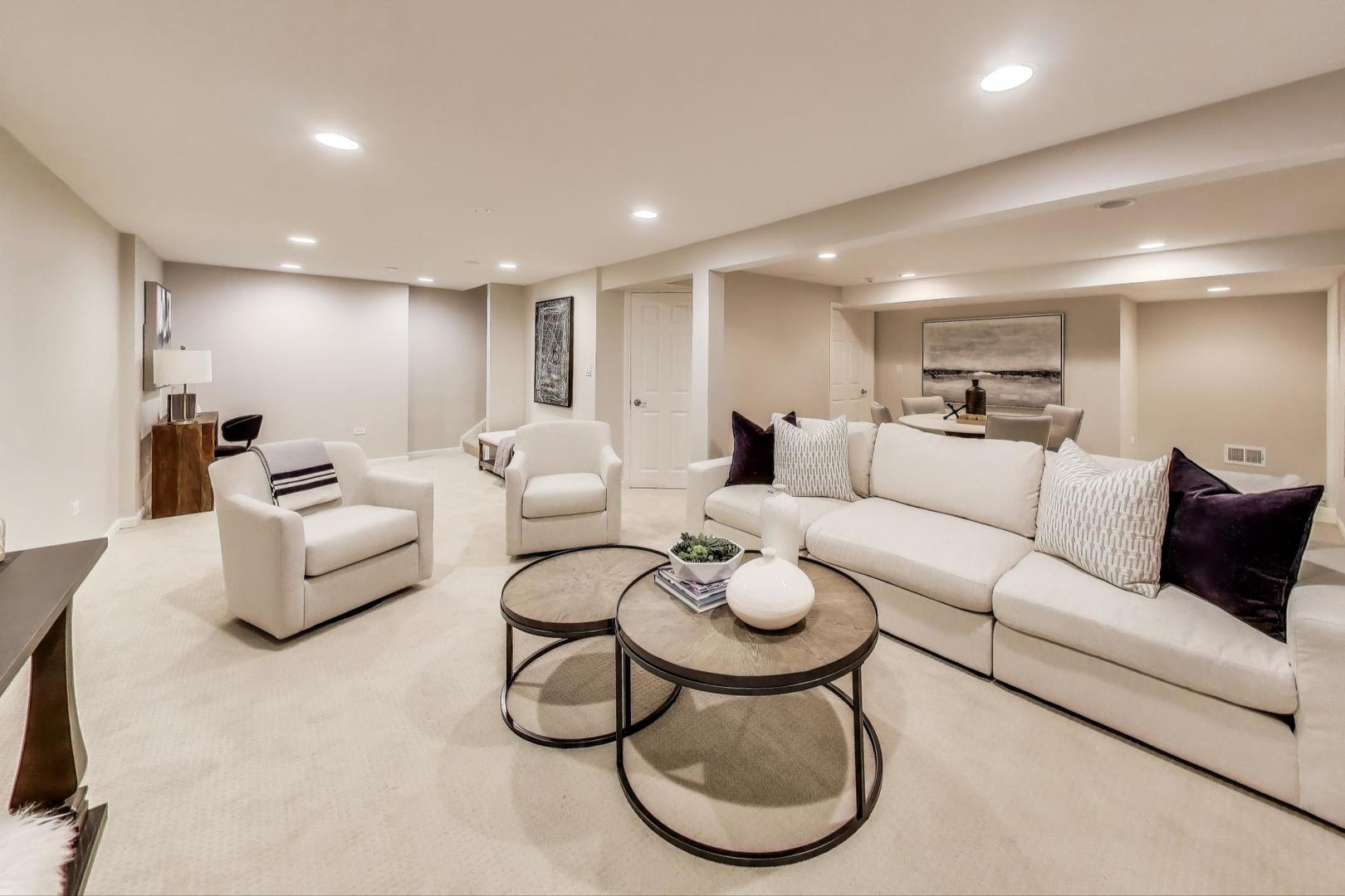 2851 Normandy Circle