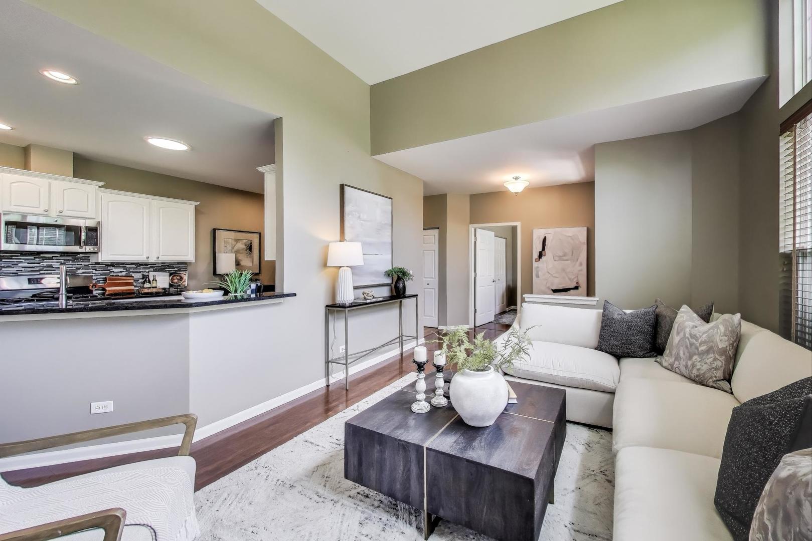 2851 Normandy Circle Unit: 2851