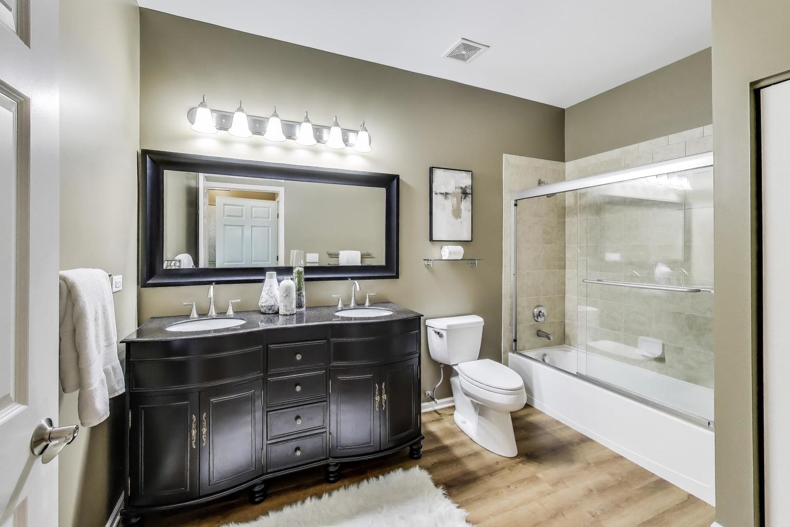 2851 Normandy Circle Unit: 2851