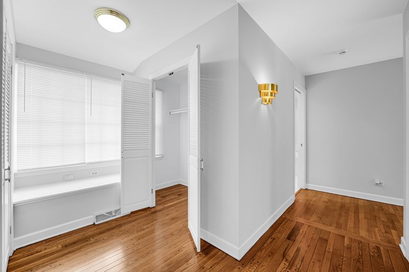 1117 Summit Hills Lane