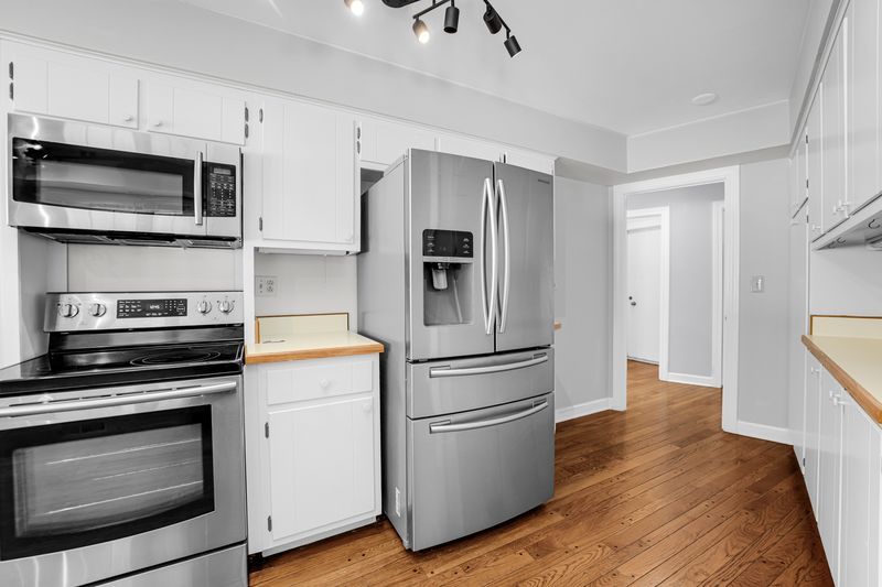 1117 Summit Hills Lane