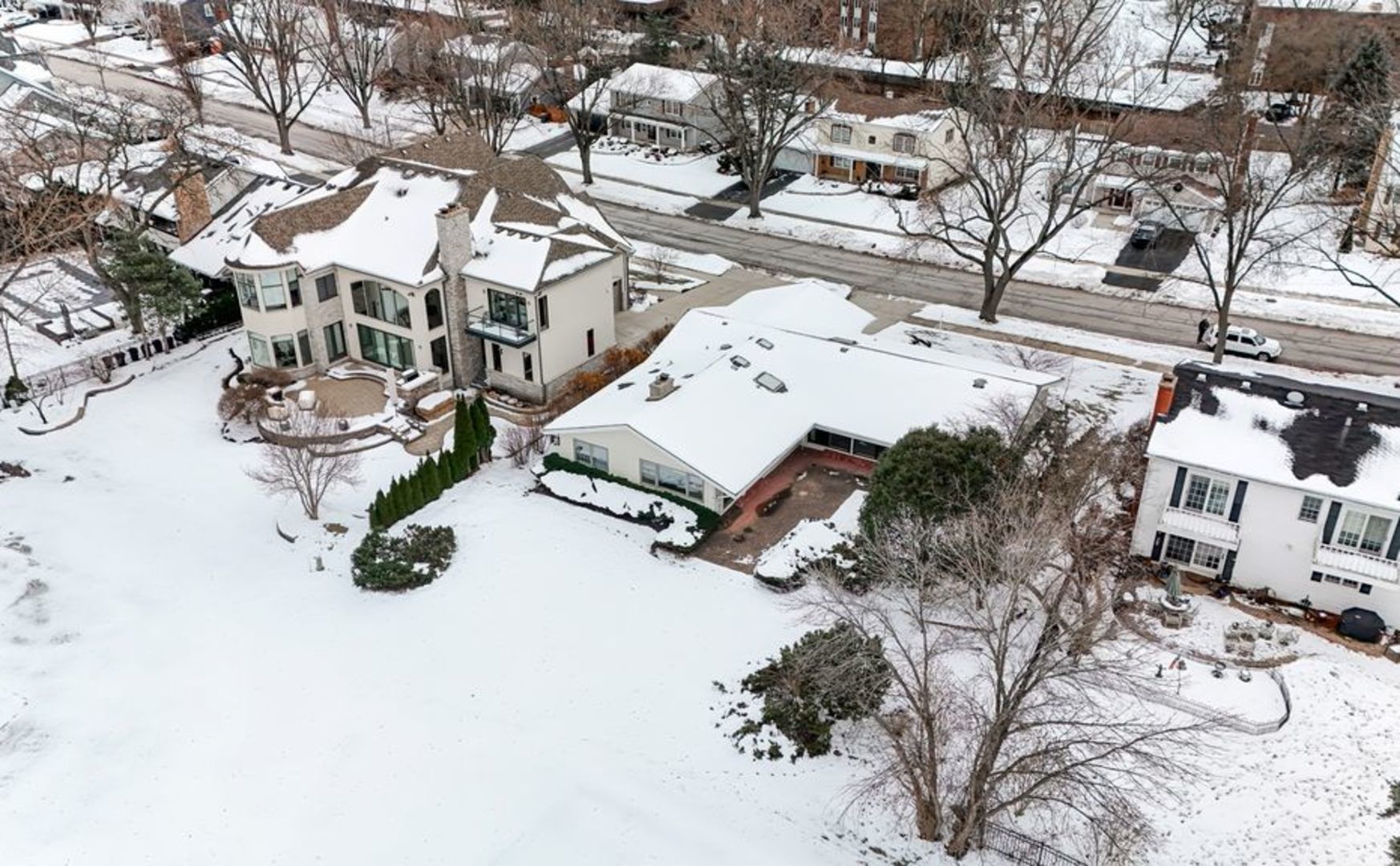 1117 Summit Hills Lane