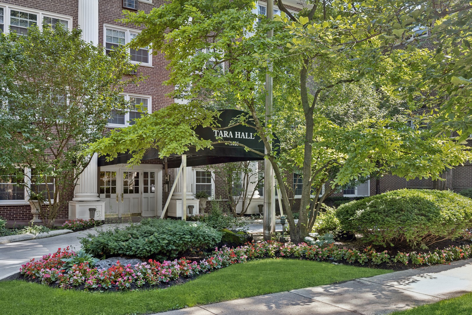 1025 Randolph Street Unit: 112