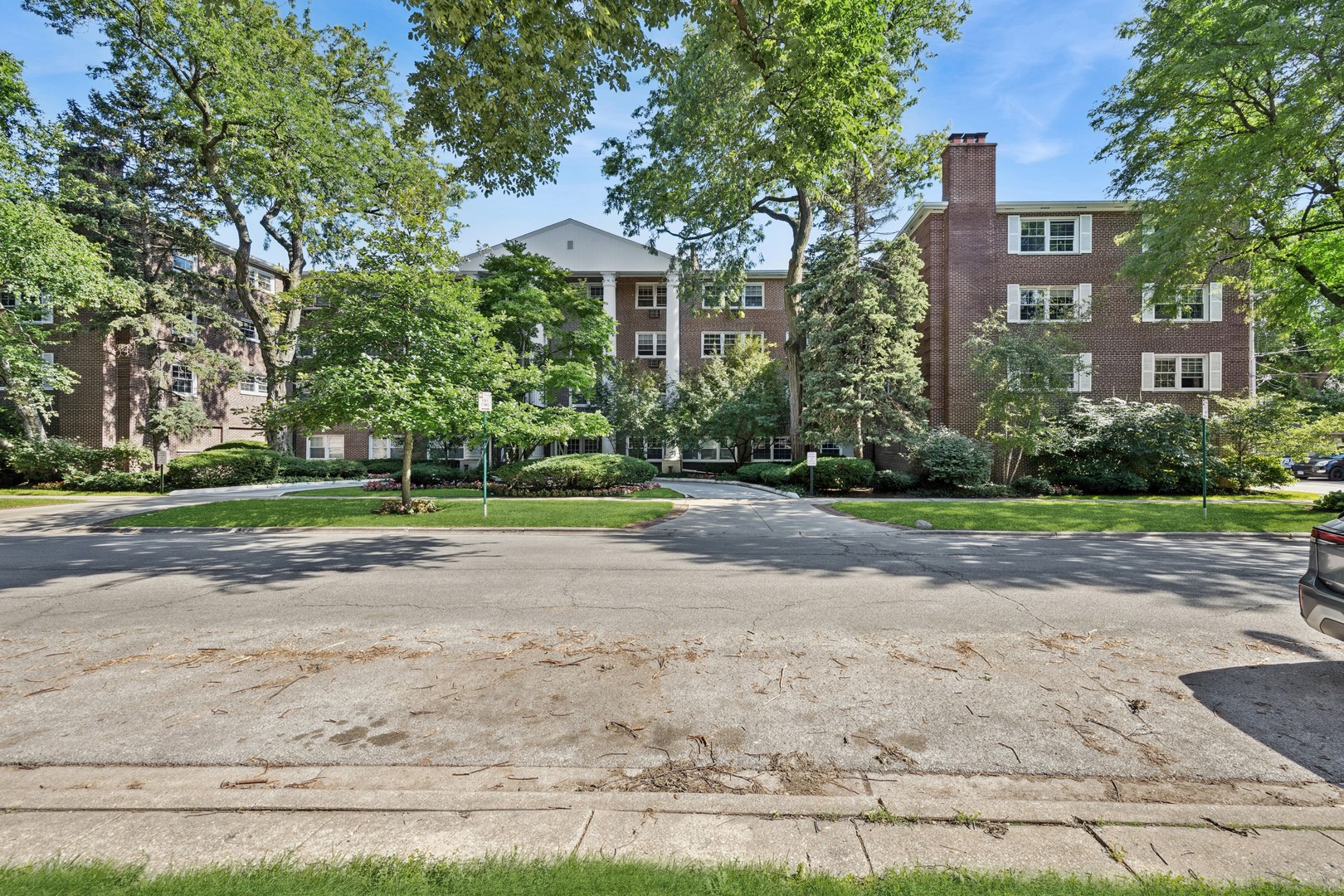 1025 Randolph Street Unit: 112