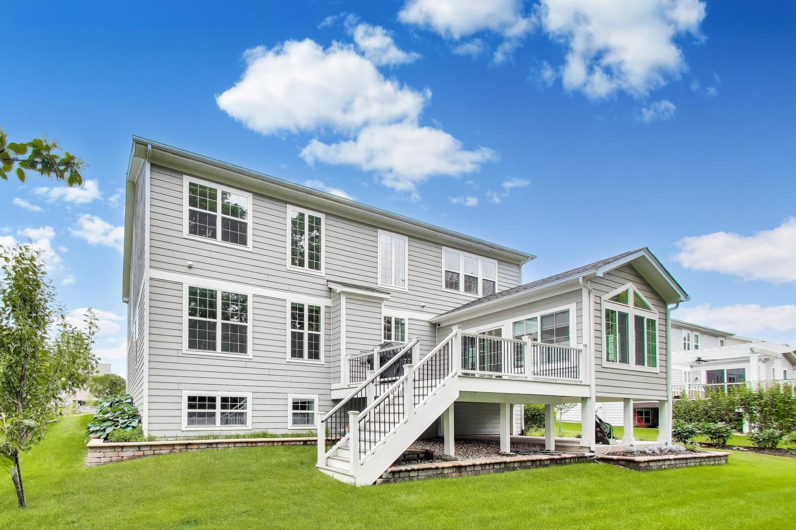 823 Heatherfield Circle