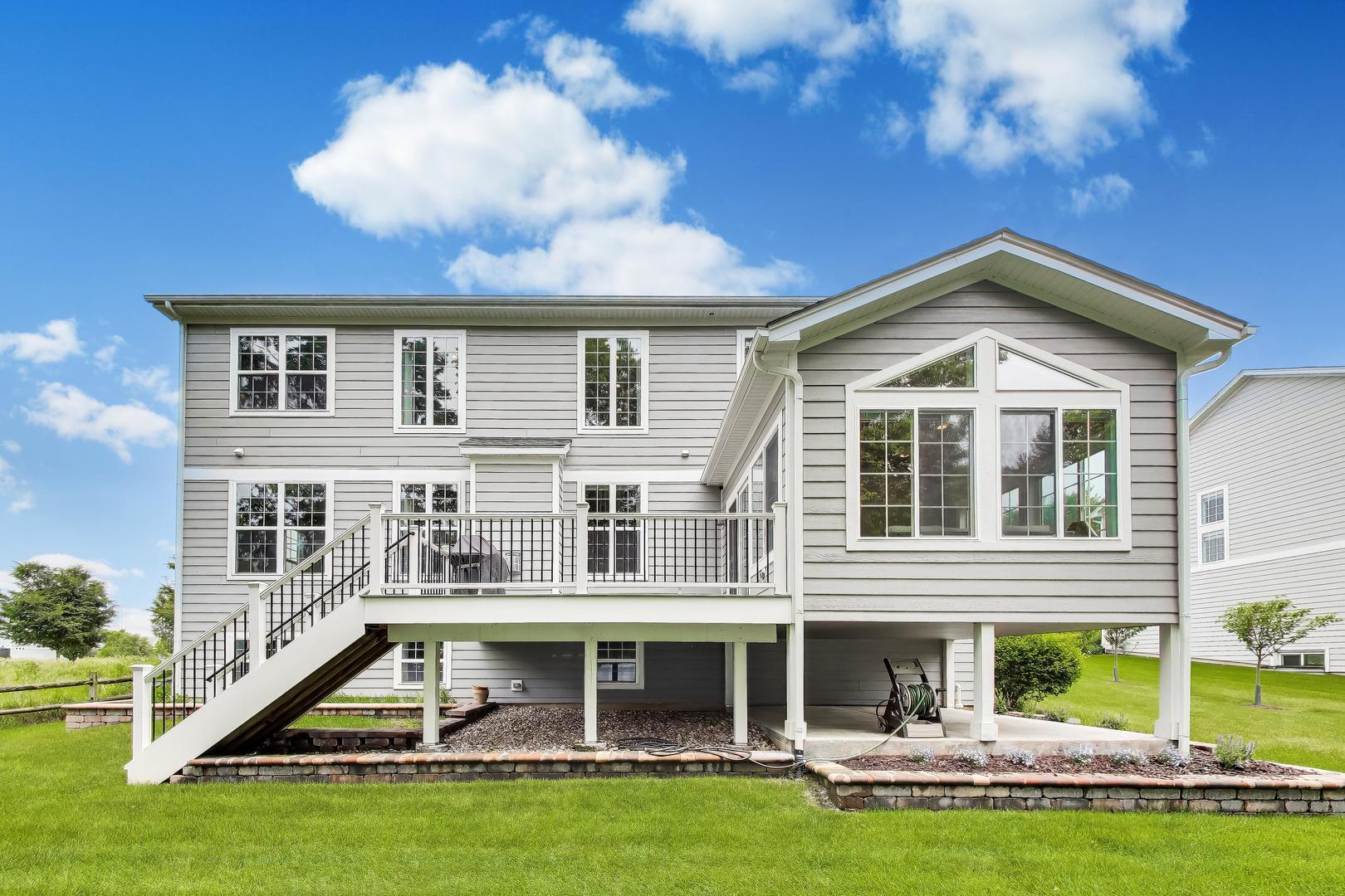823 Heatherfield Circle