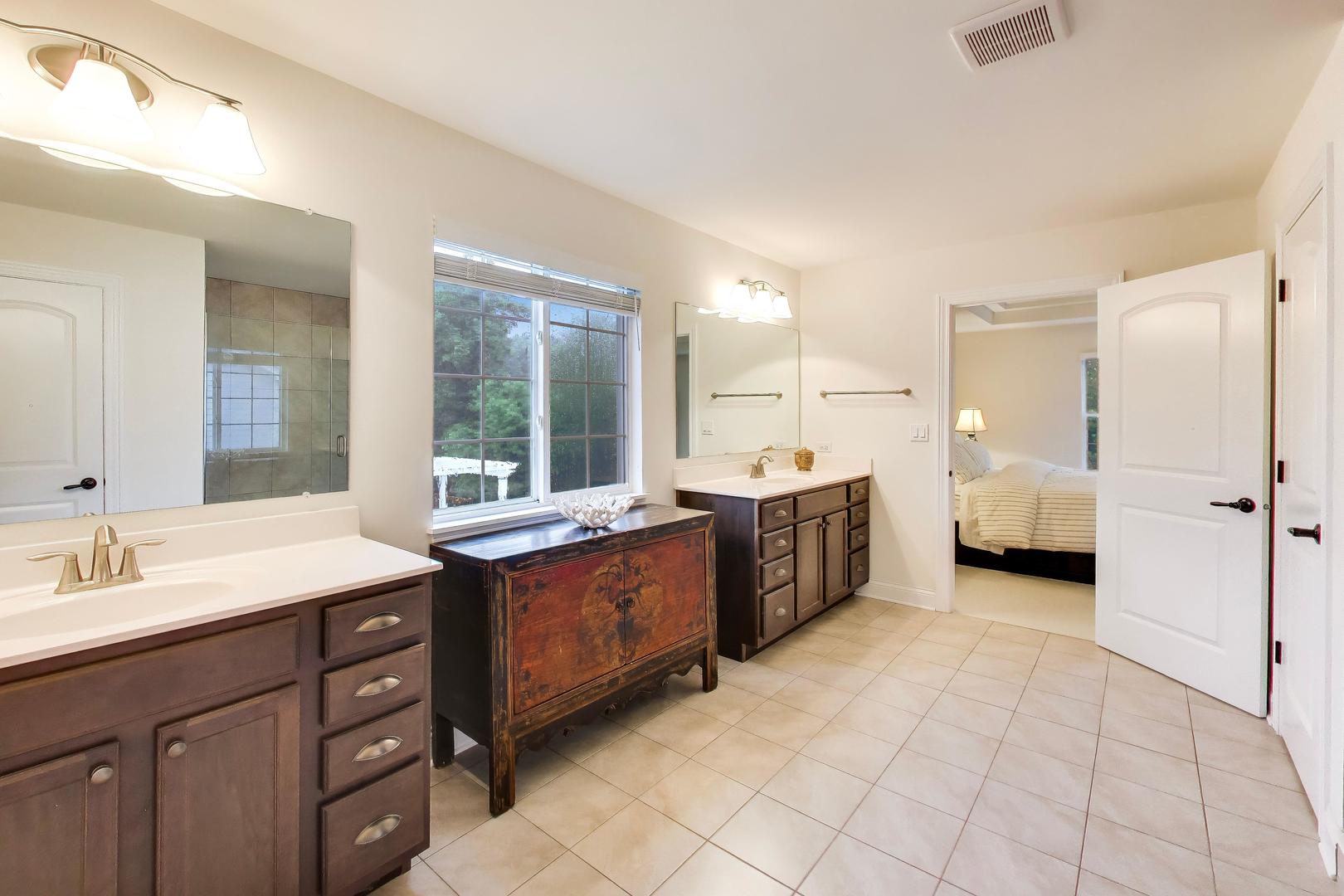 823 Heatherfield Circle