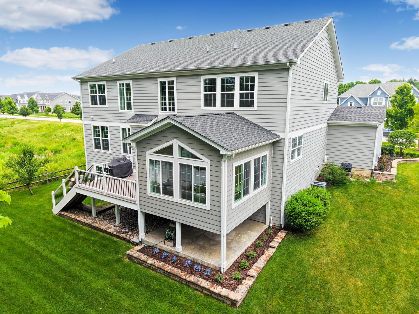 823 Heatherfield Circle