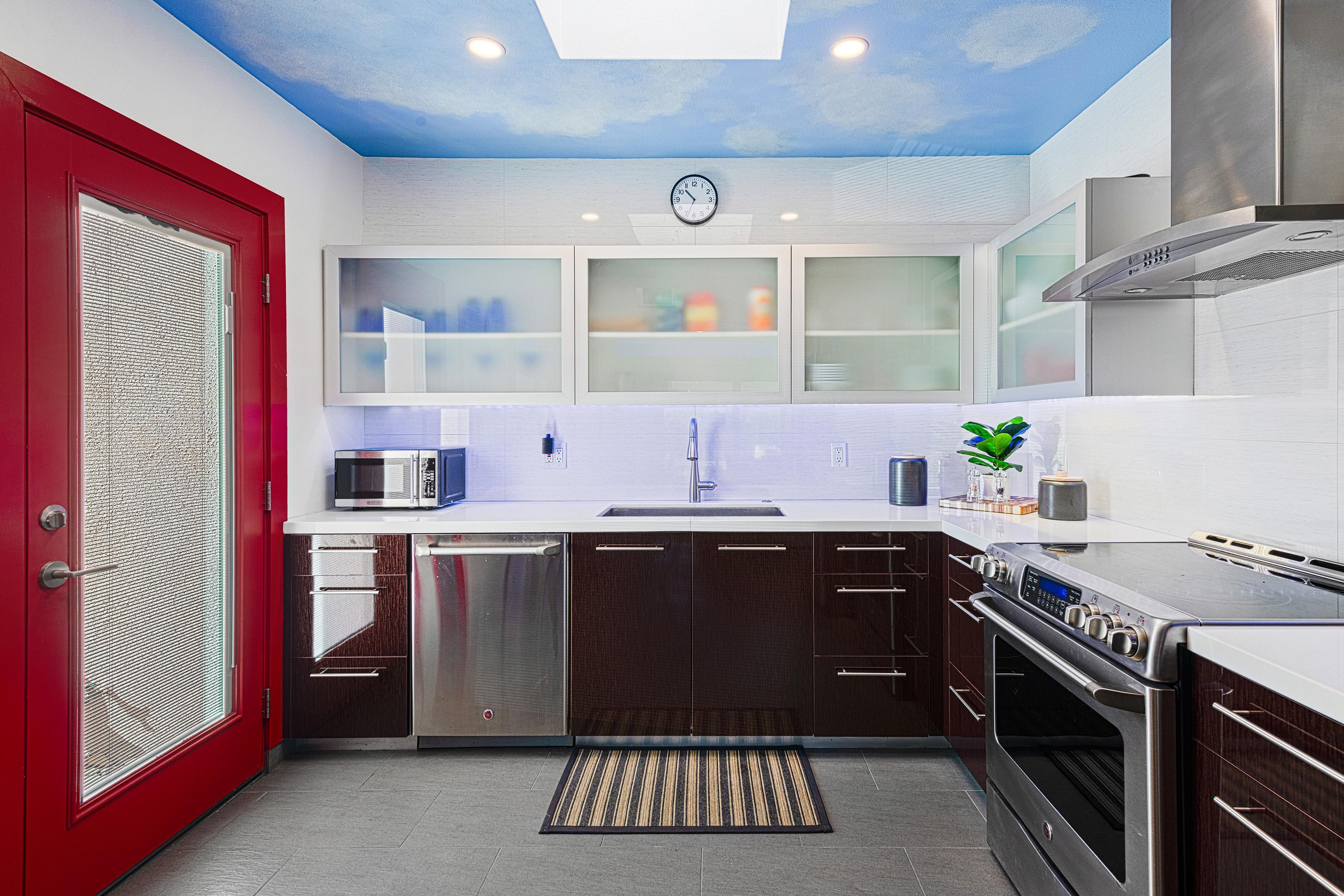 500 W Arenas RD Unit: 10