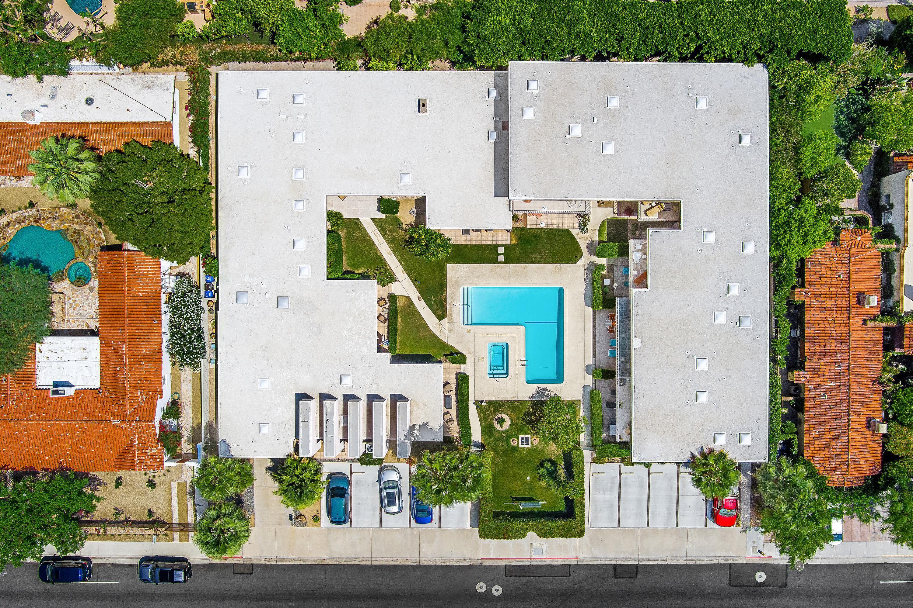500 W Arenas RD Unit: 10