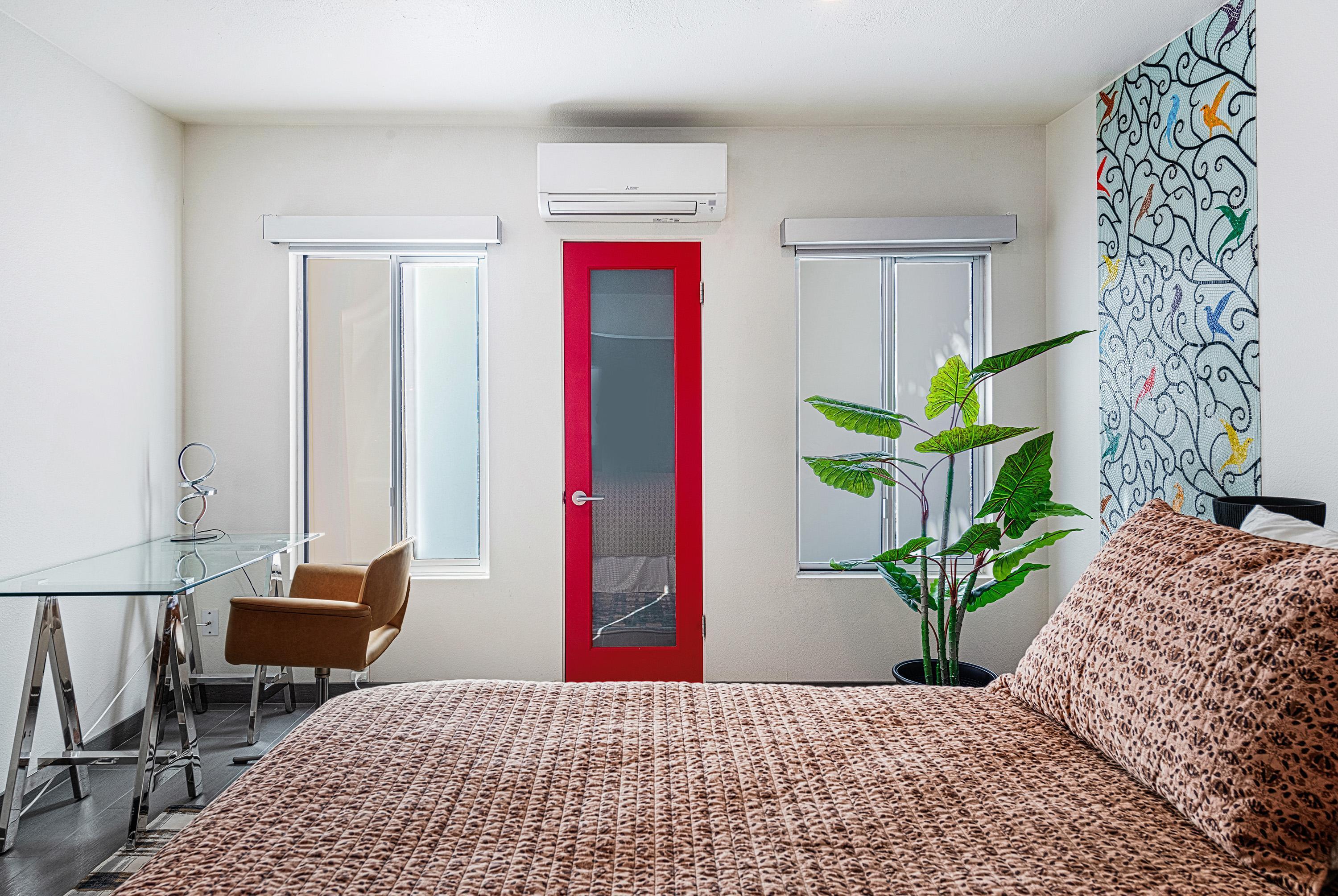500 W Arenas RD Unit: 10