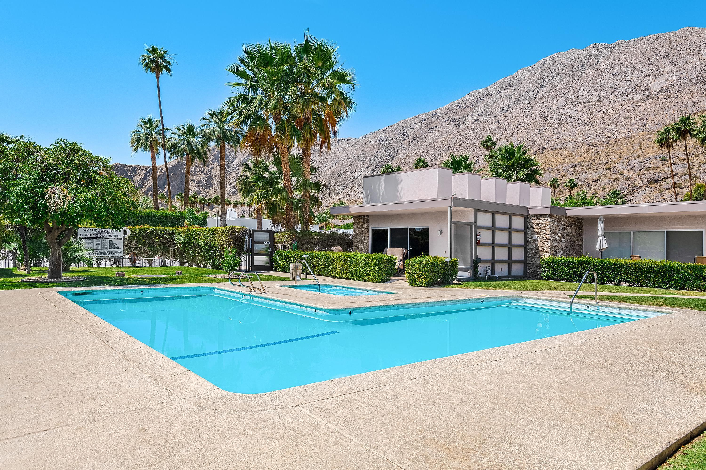 500 W Arenas RD Unit: 10