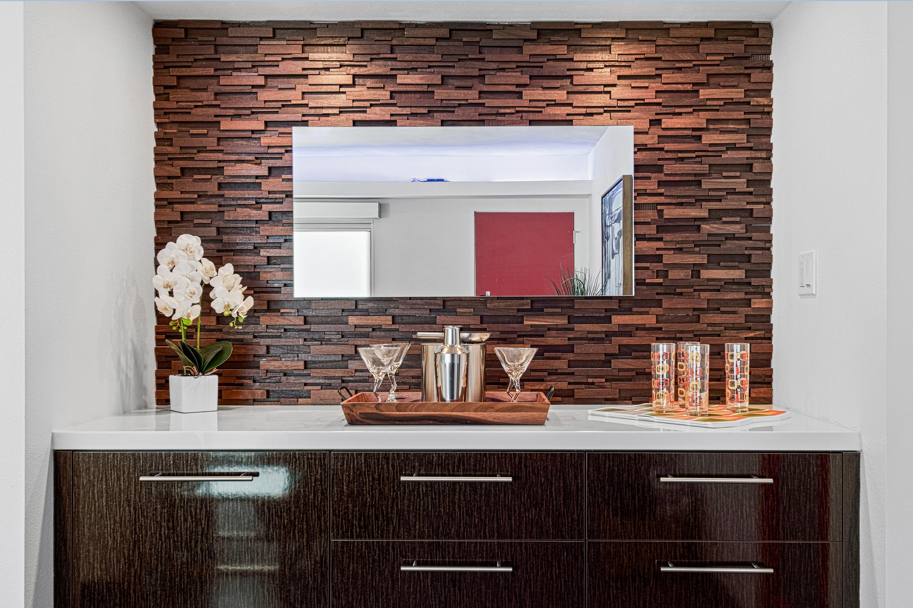 500 W Arenas RD Unit: 10