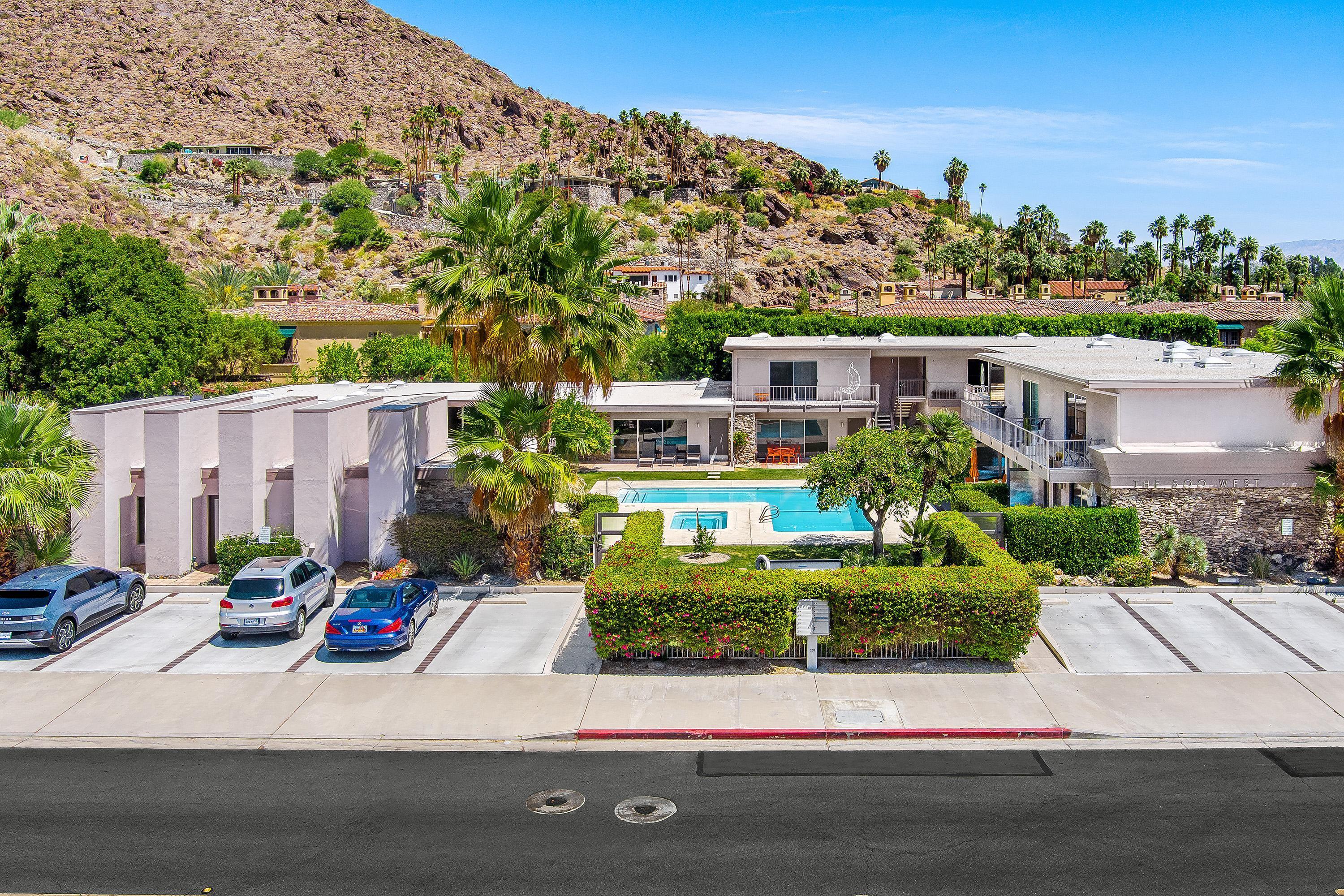 500 W Arenas RD Unit: 10