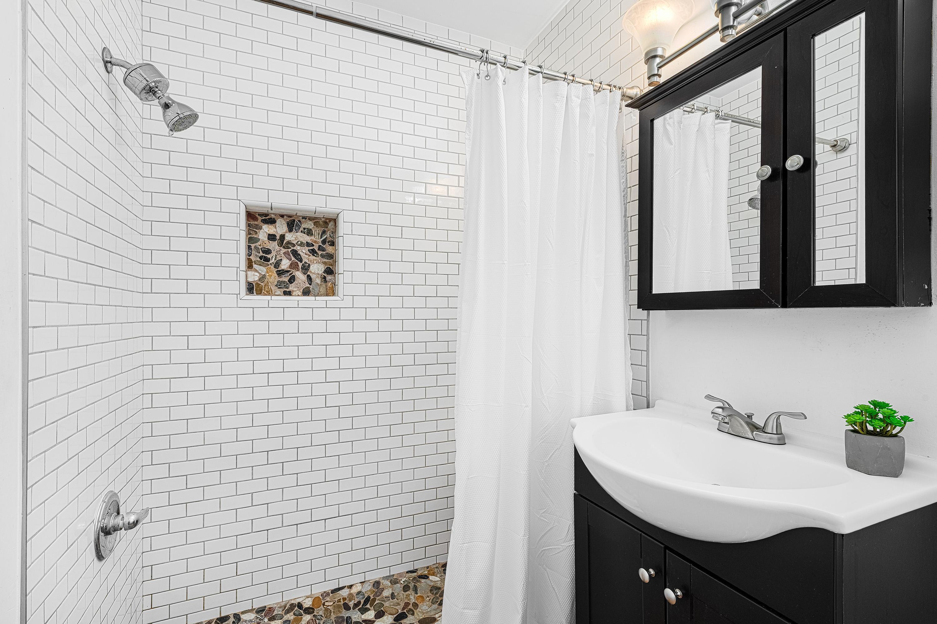 314 E Stevens RD Unit: 2