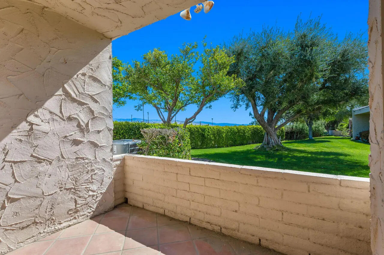 2604 N Whitewater Club DR Unit: A