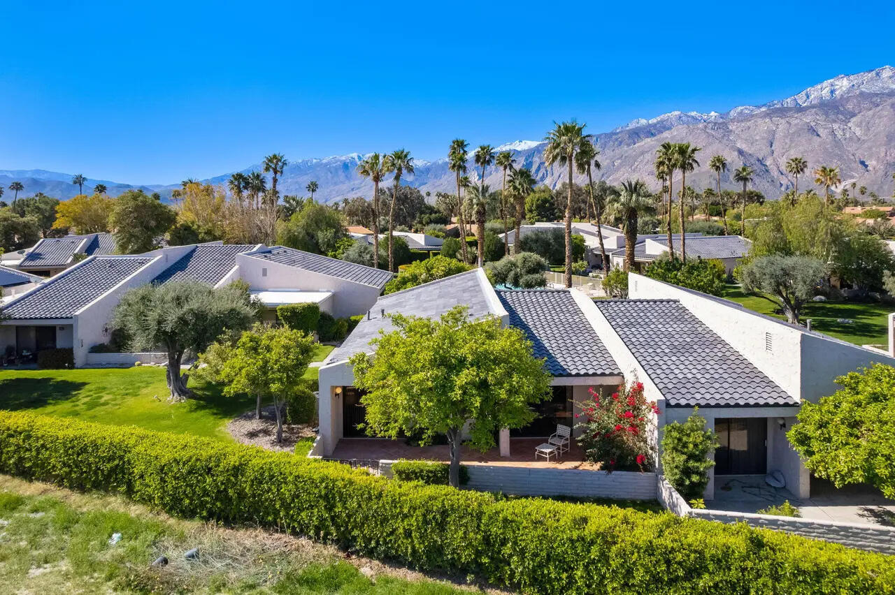 2604 N Whitewater Club DR Unit: A