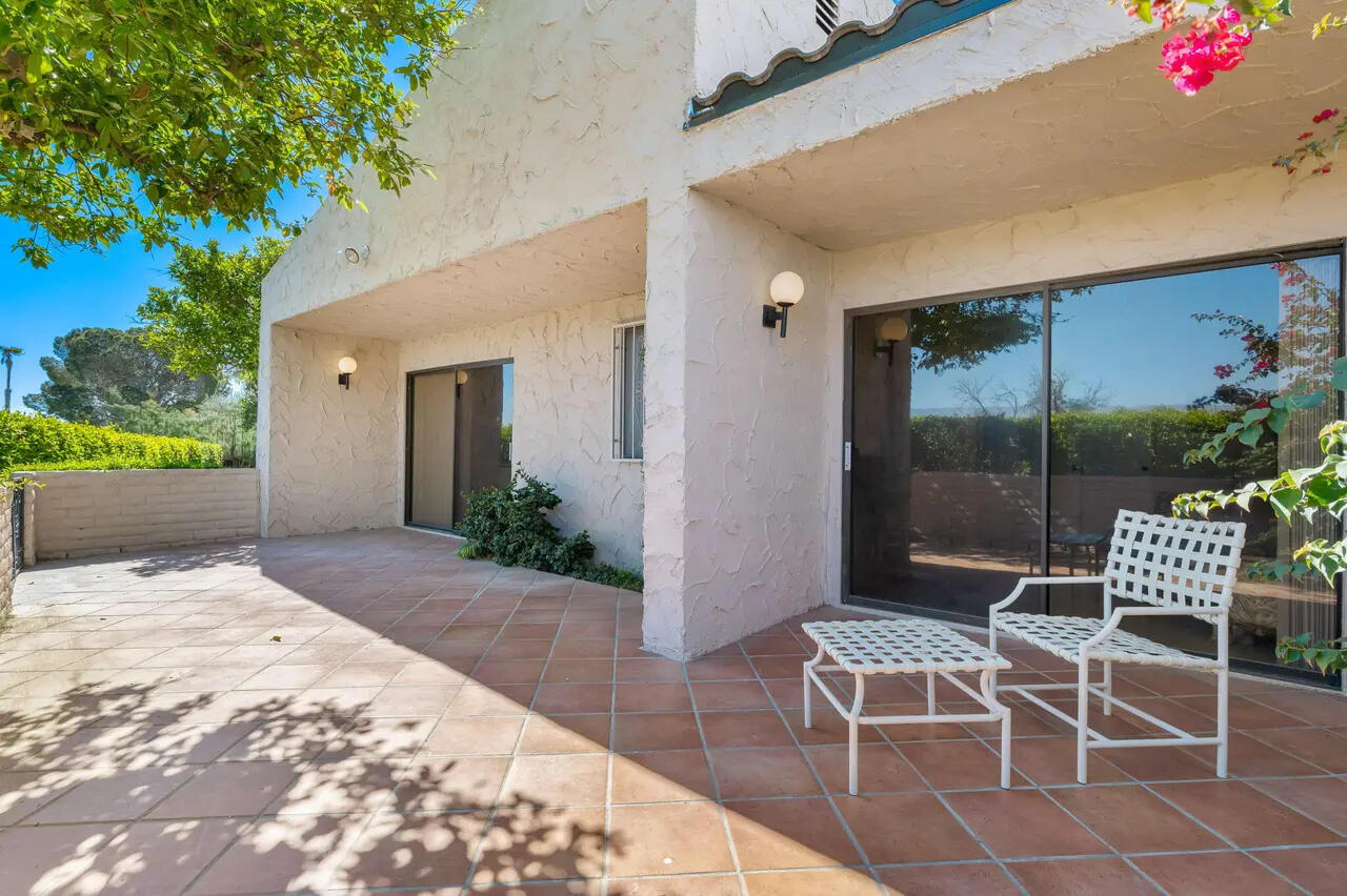 2604 N Whitewater Club DR Unit: A
