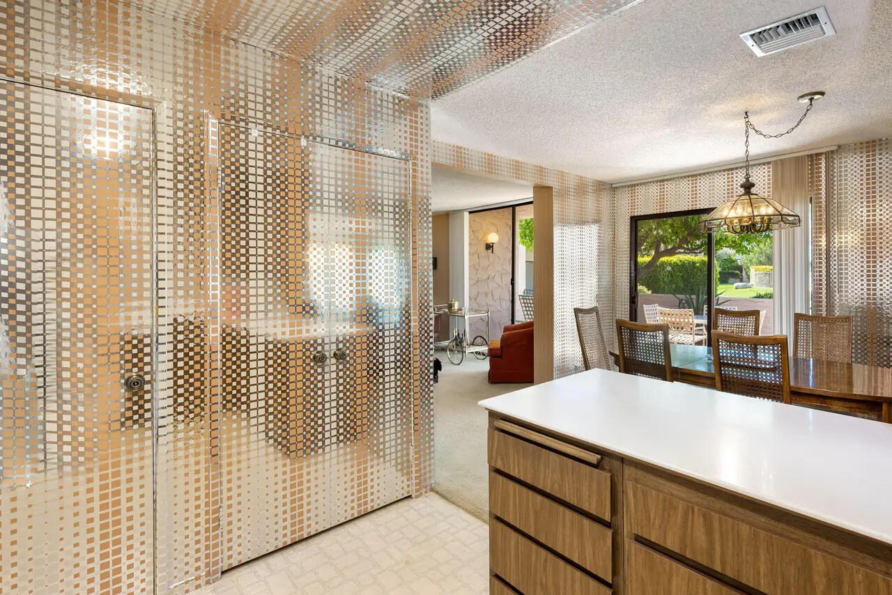 2604 N Whitewater Club DR Unit: A