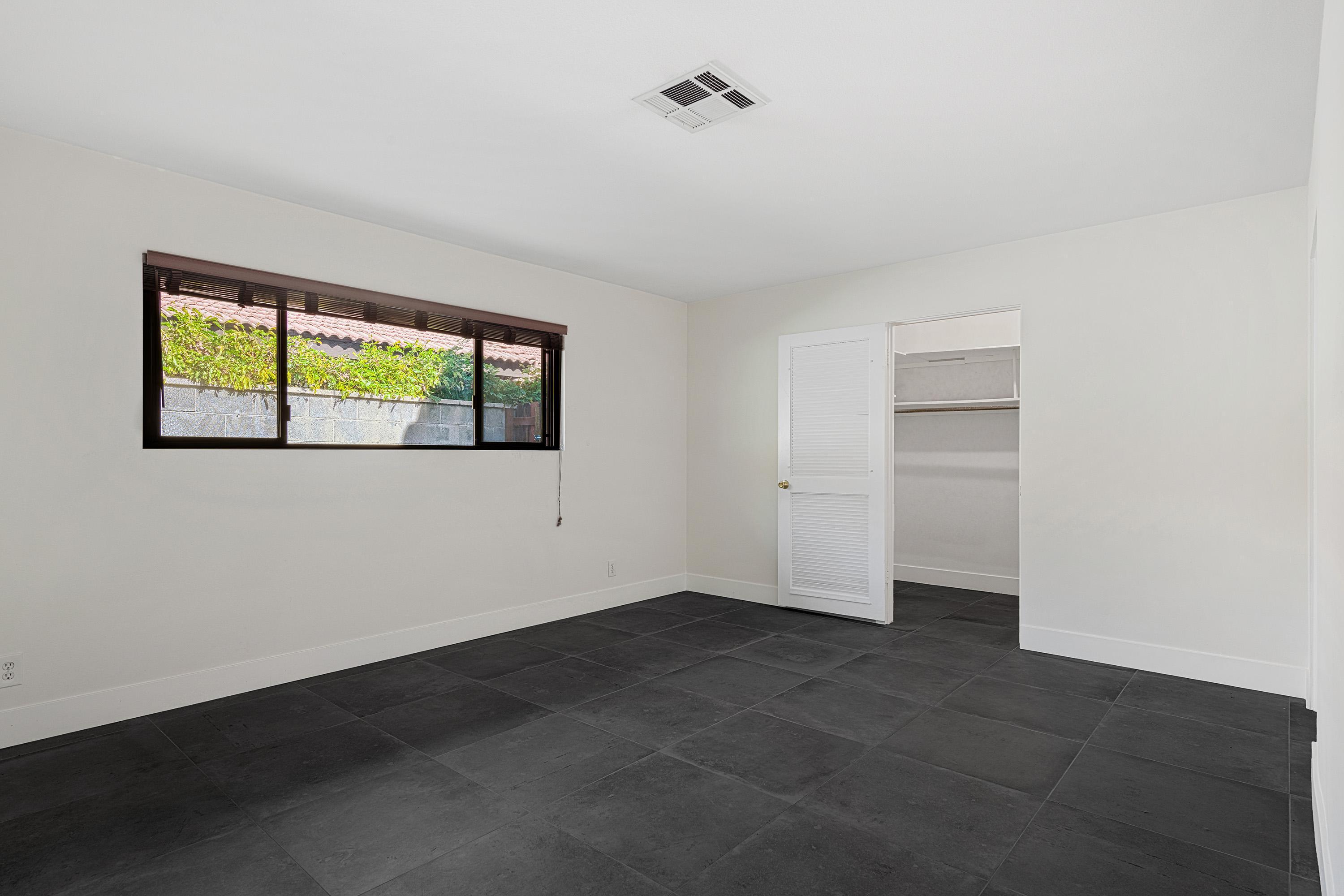 225 S Cahuilla RD