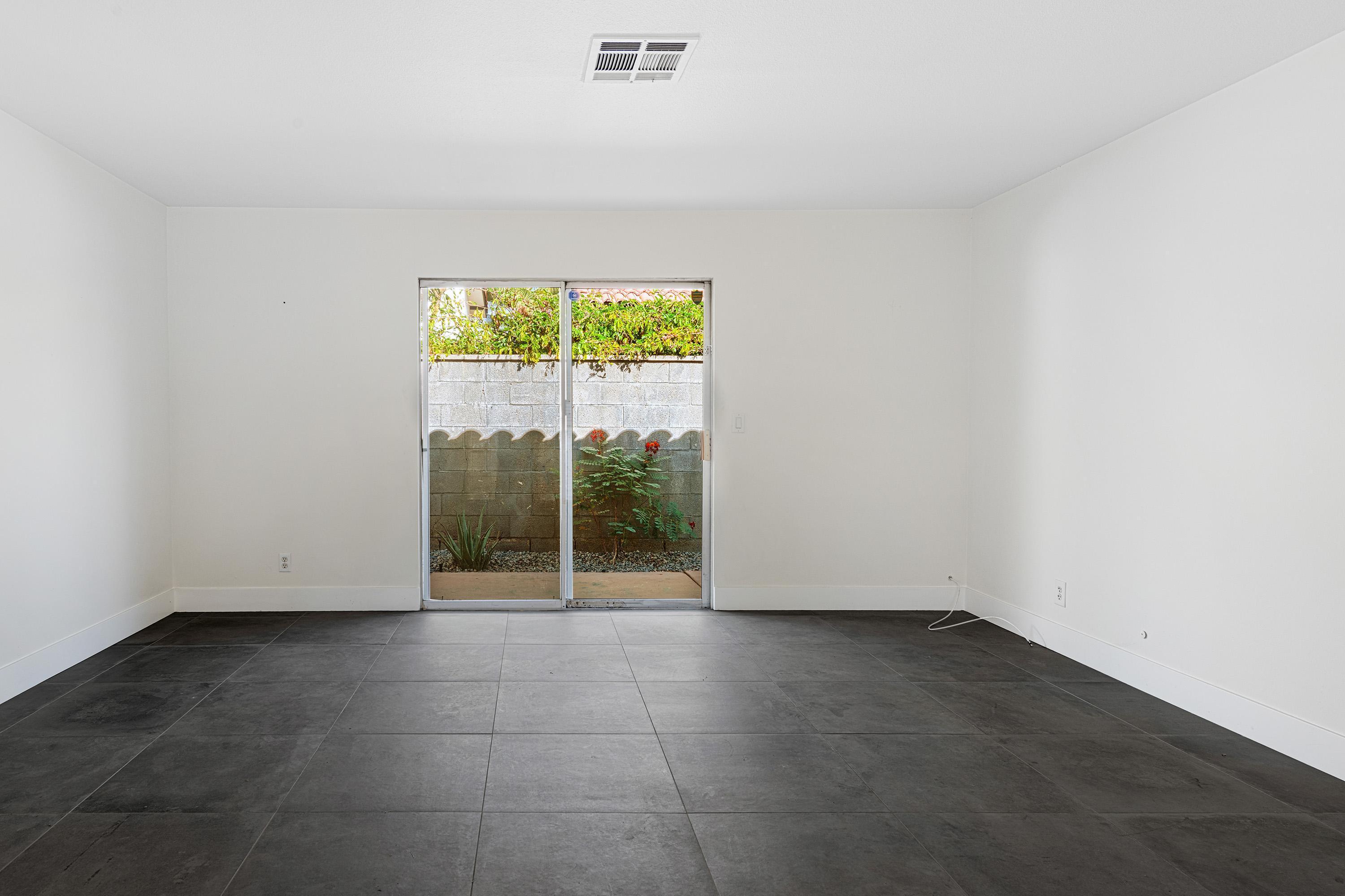 225 S Cahuilla RD
