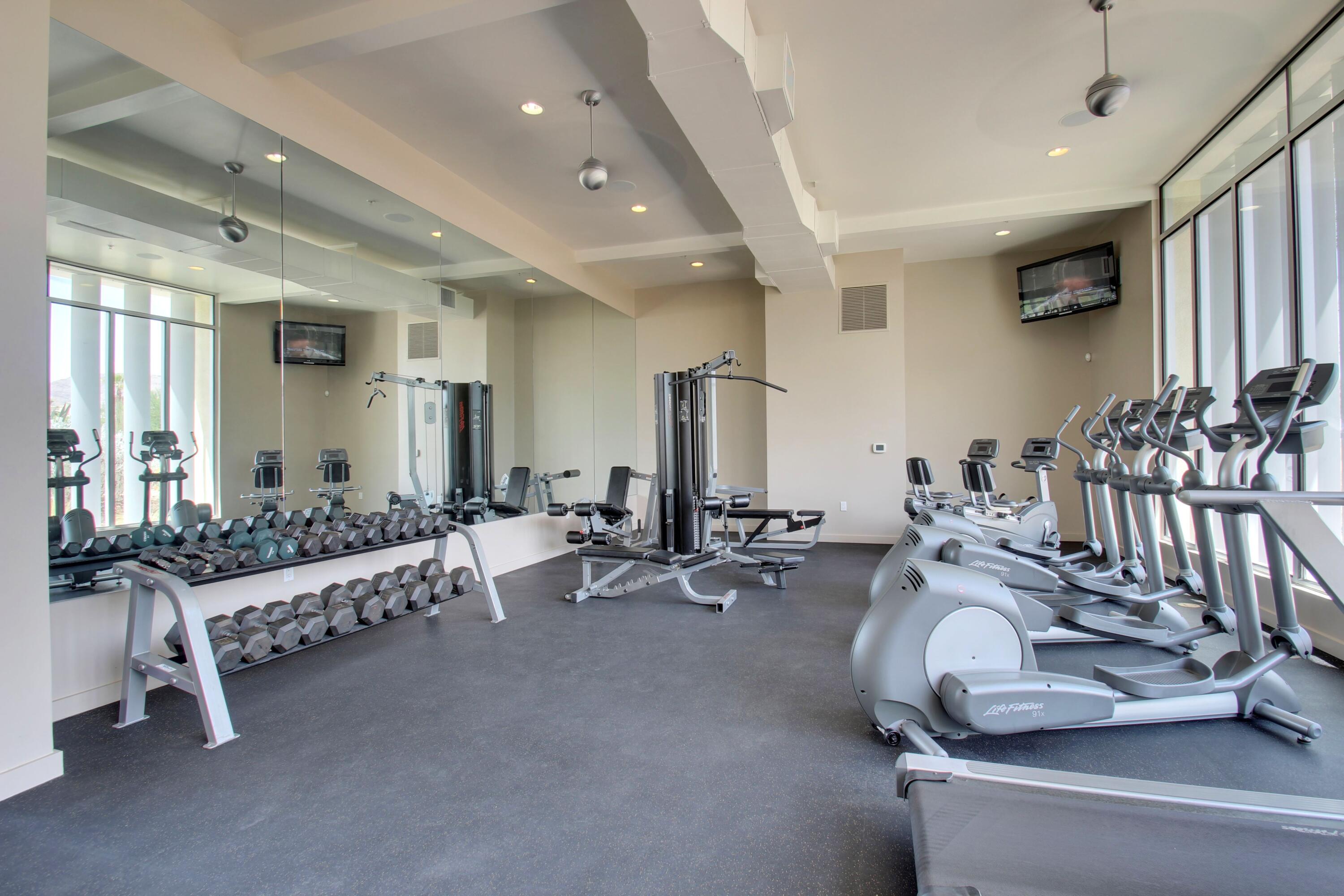 850 E Palm Canyon DR Unit: 205