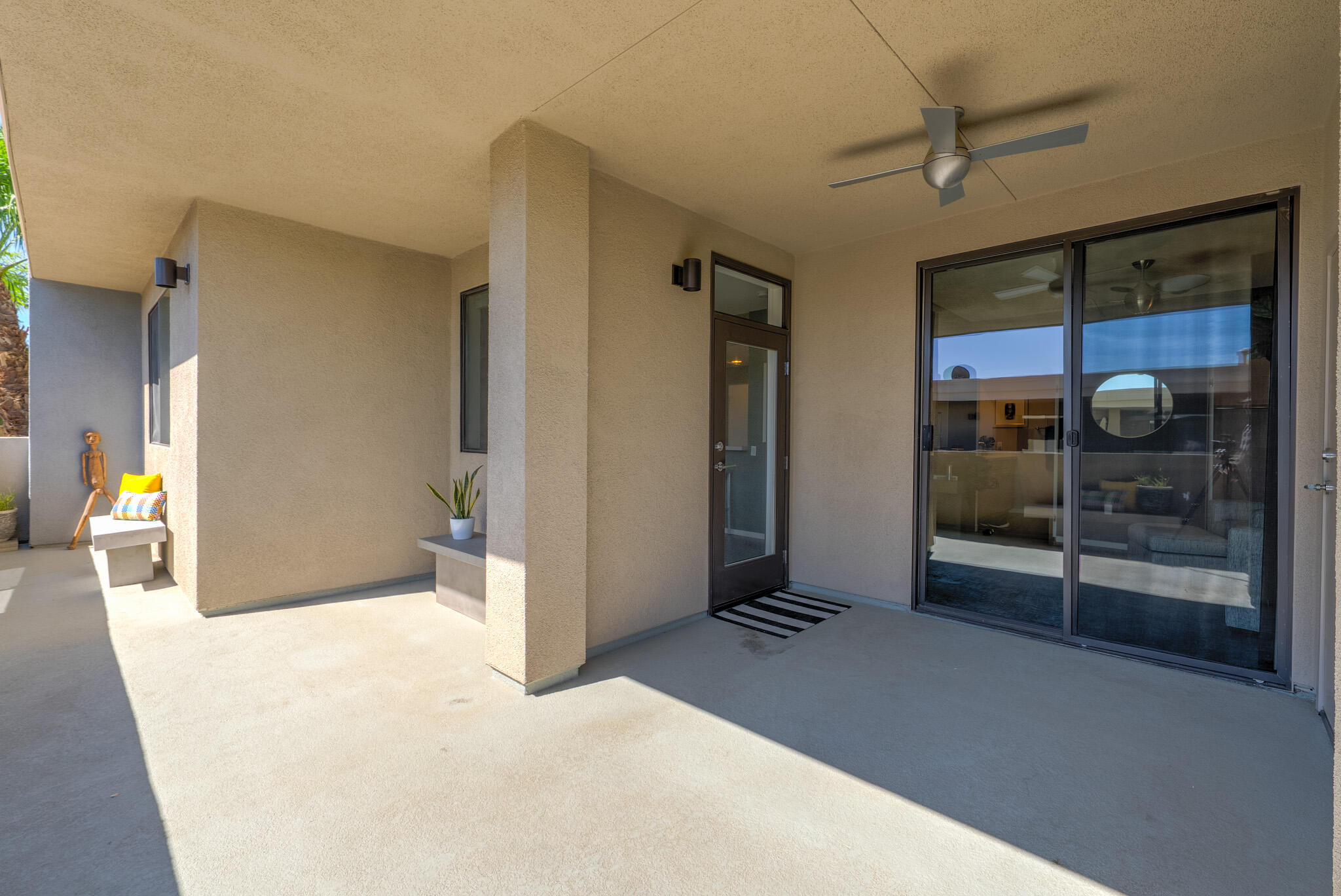 850 E Palm Canyon DR Unit: 205