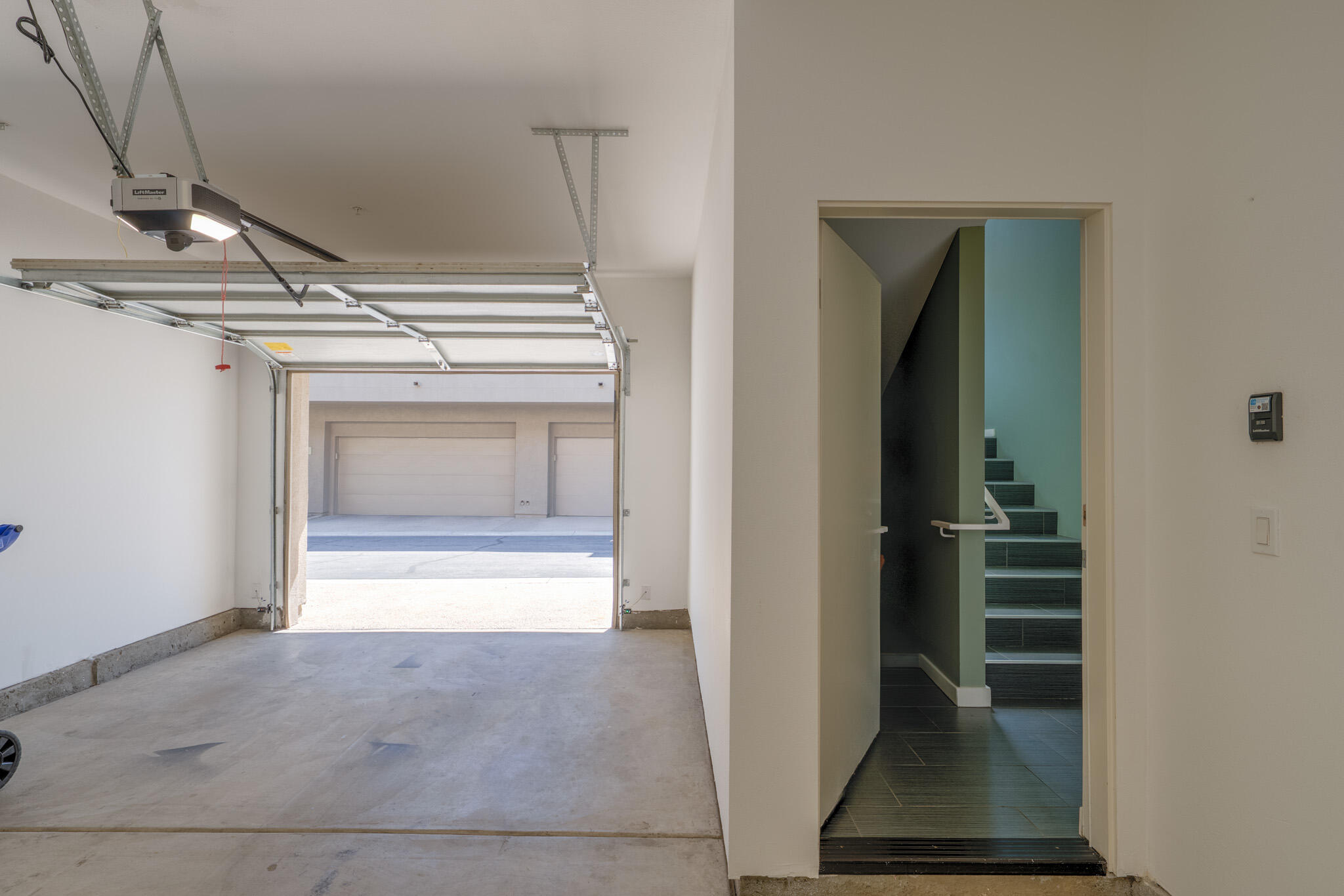 850 E Palm Canyon DR Unit: 205