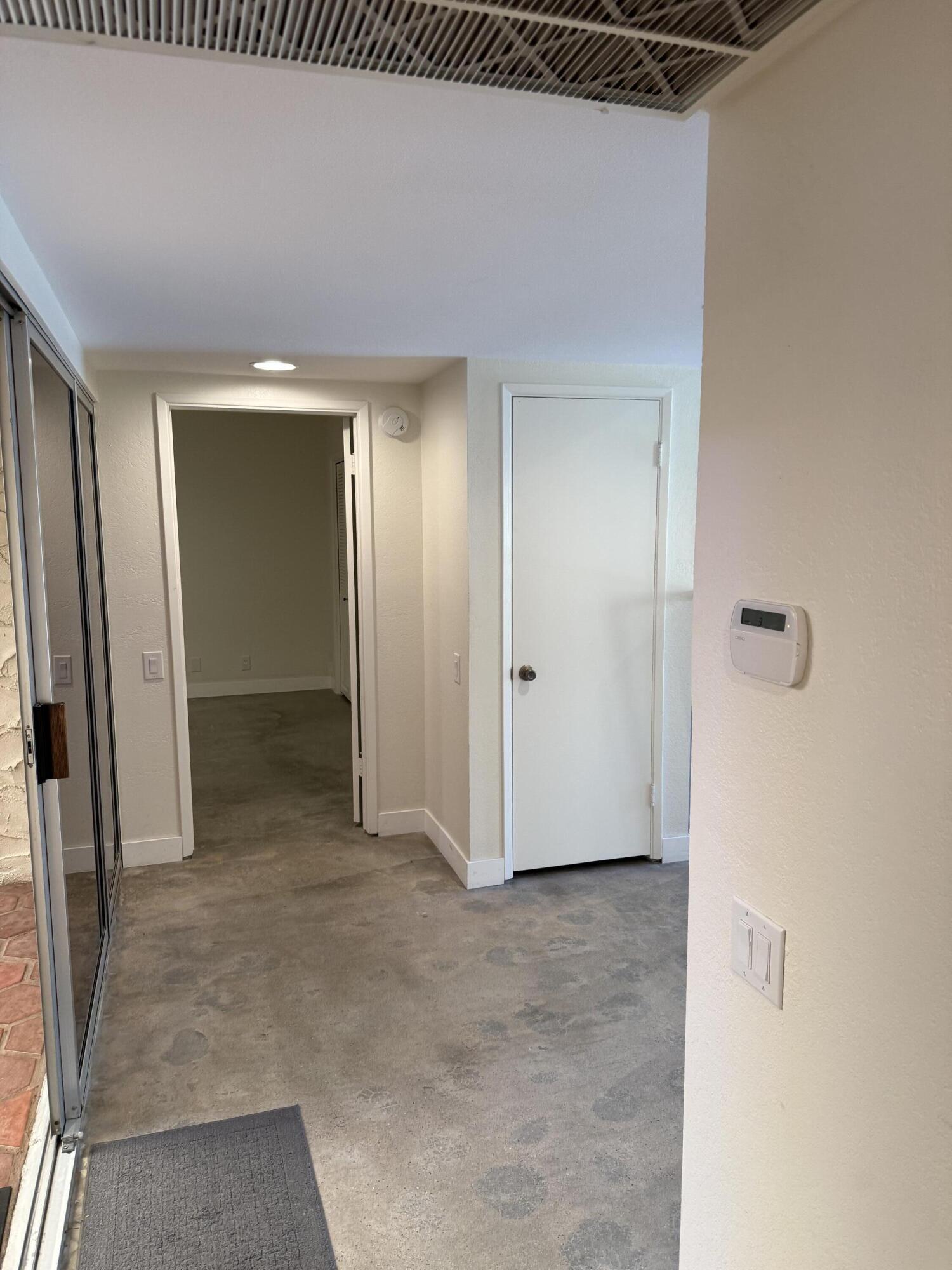 1833 S Araby DR Unit: 32