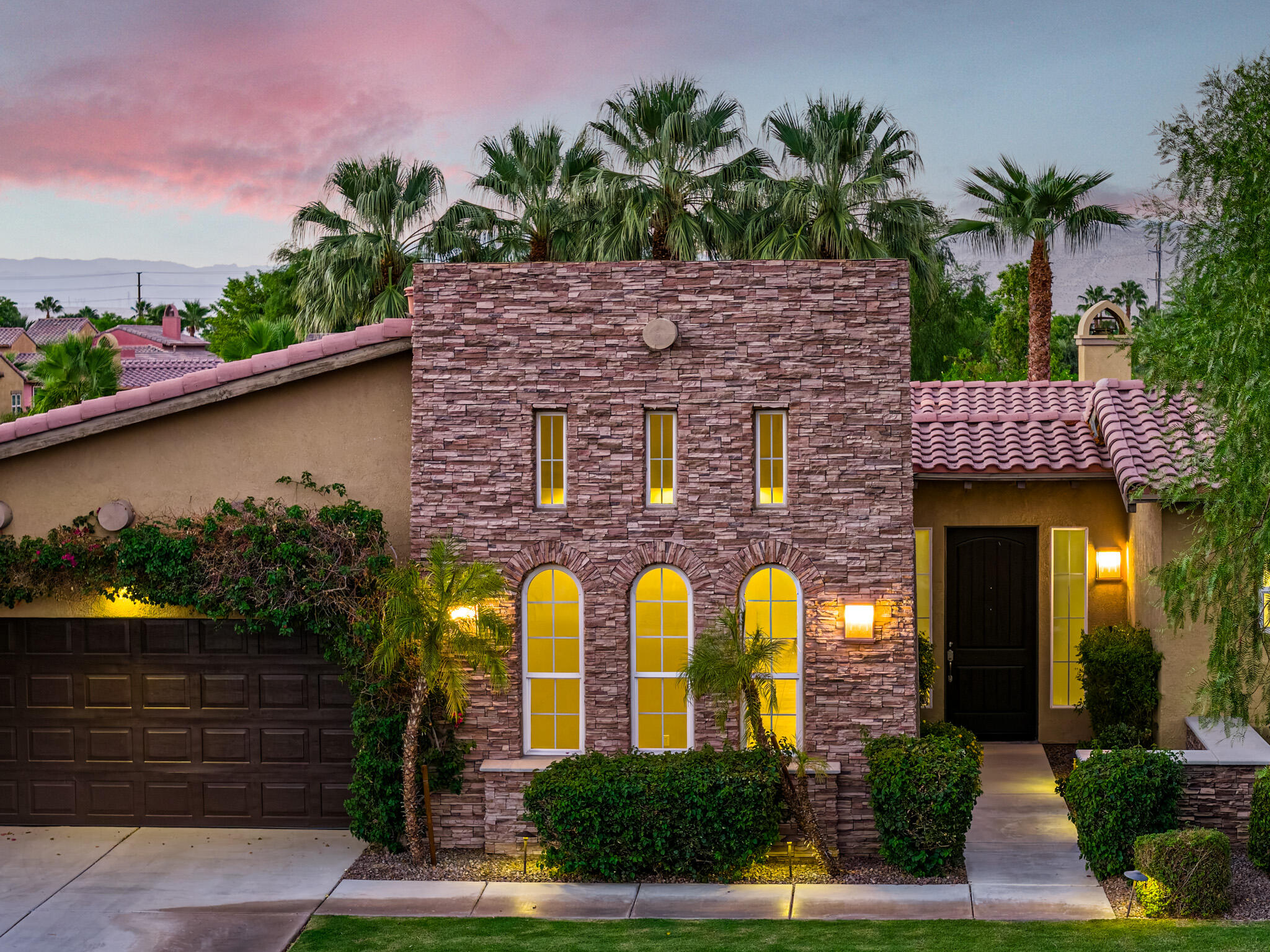 14 Via Santo Tomas DR