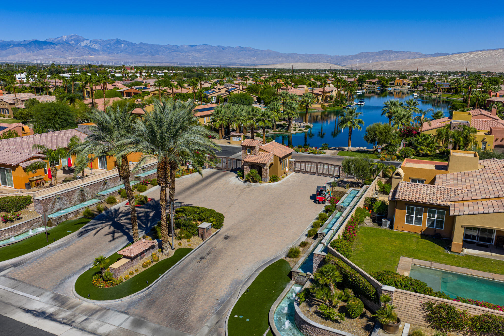 14 Via Santo Tomas DR