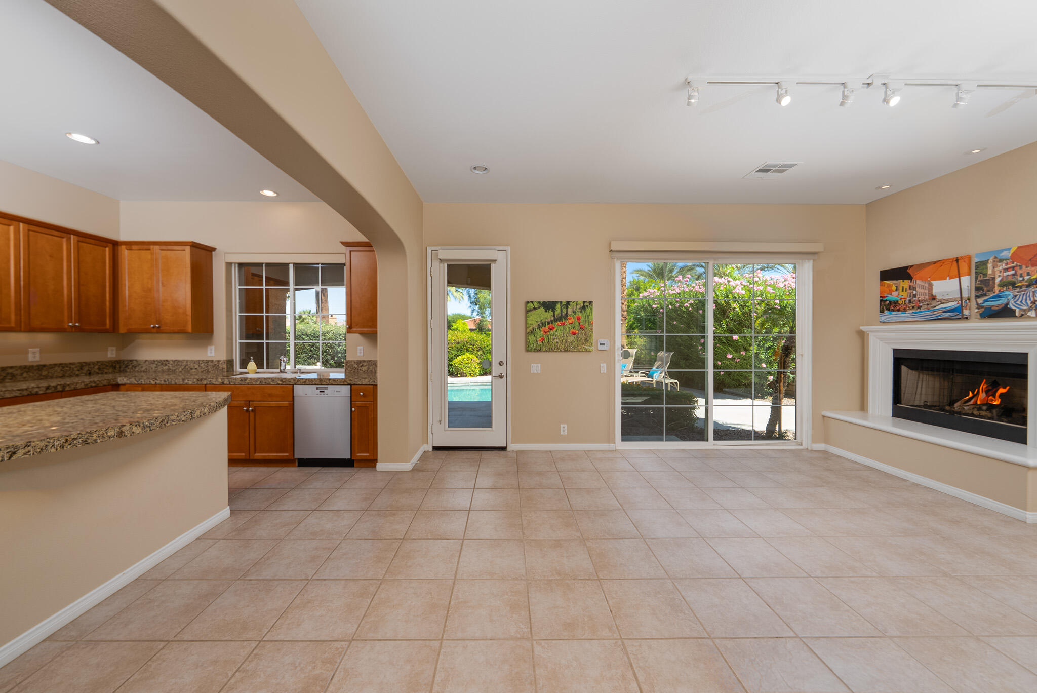 14 Via Santo Tomas DR