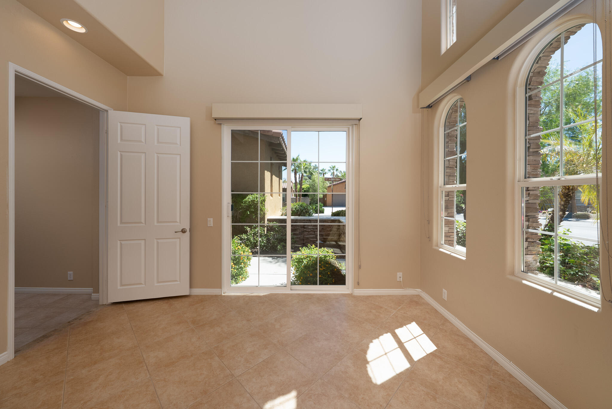 14 Via Santo Tomas DR