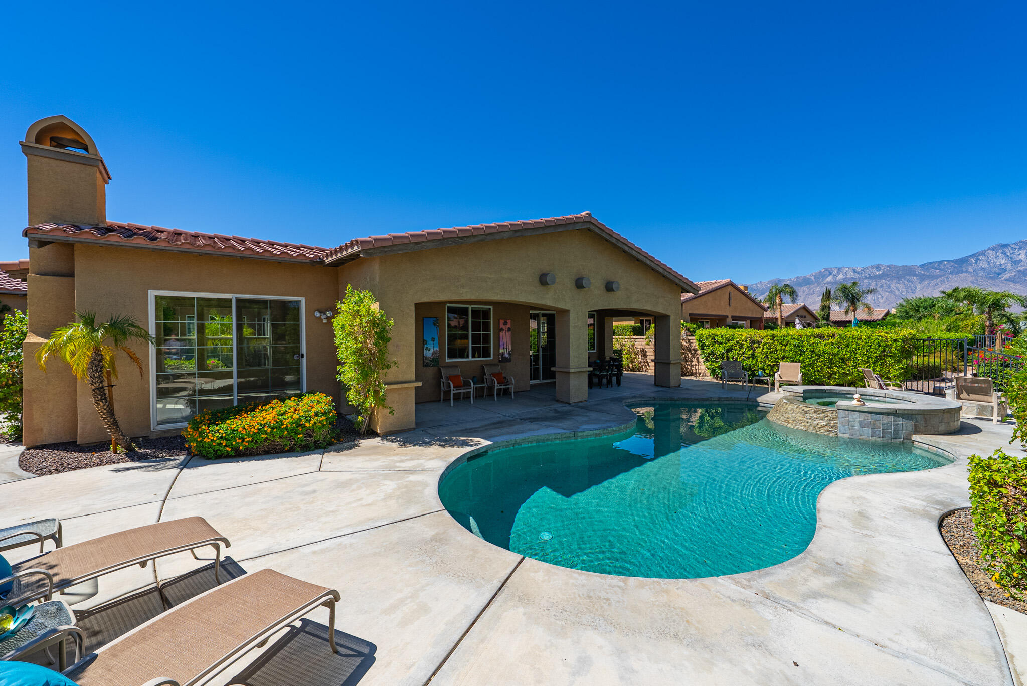 14 Via Santo Tomas DR