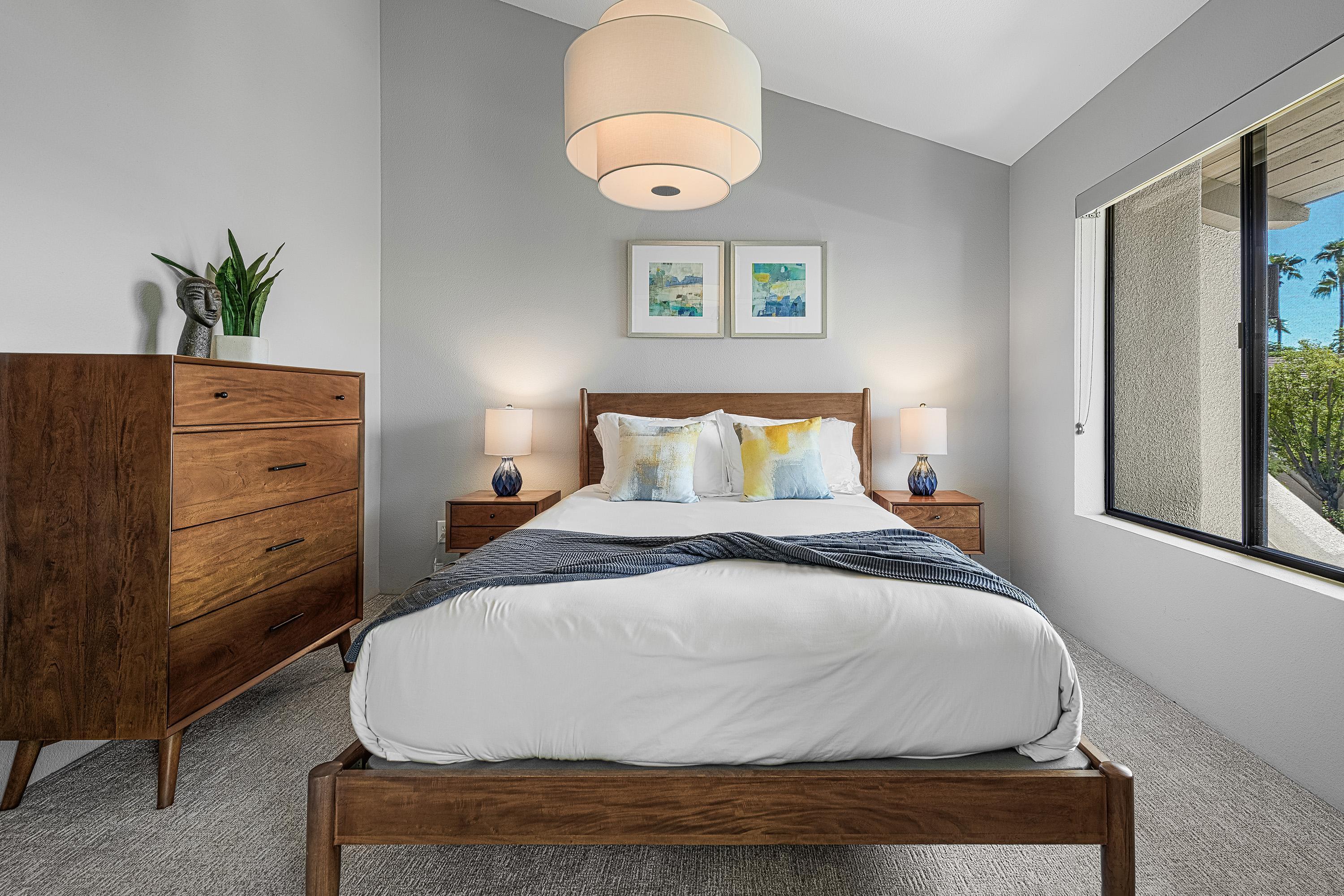 353 N Hermosa DR Unit: 9c2