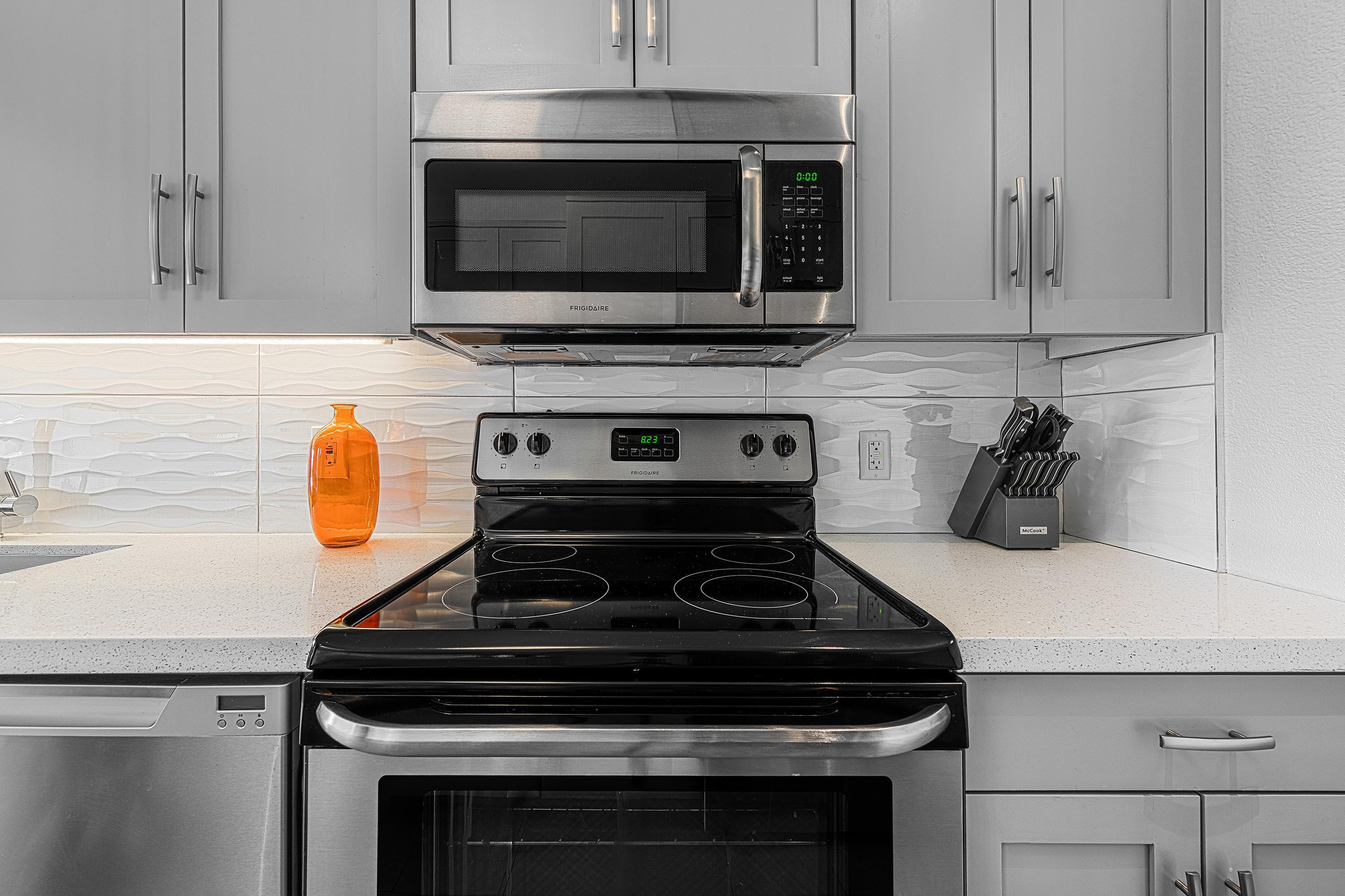 353 N Hermosa DR Unit: 9c2