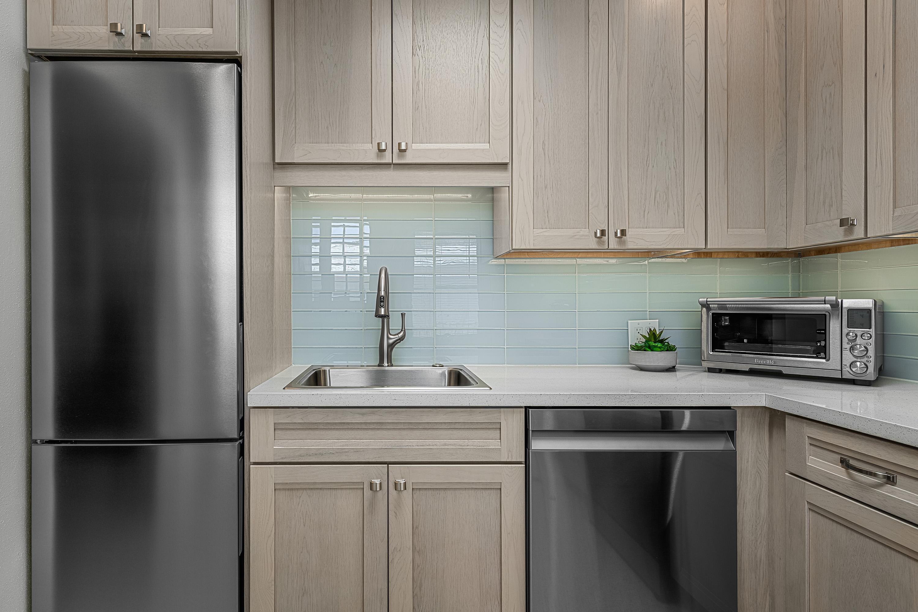 290 S San Jacinto DR Unit: 1