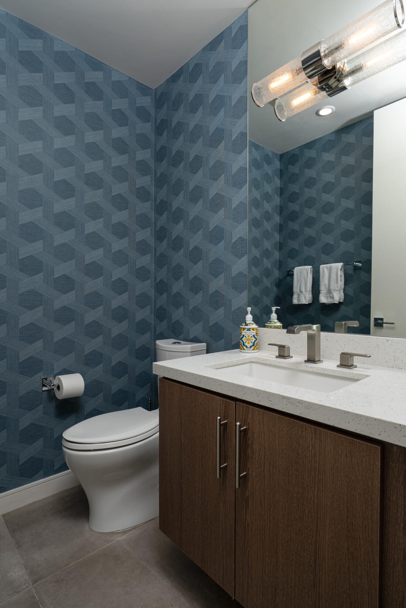 233 Calle La Soledad