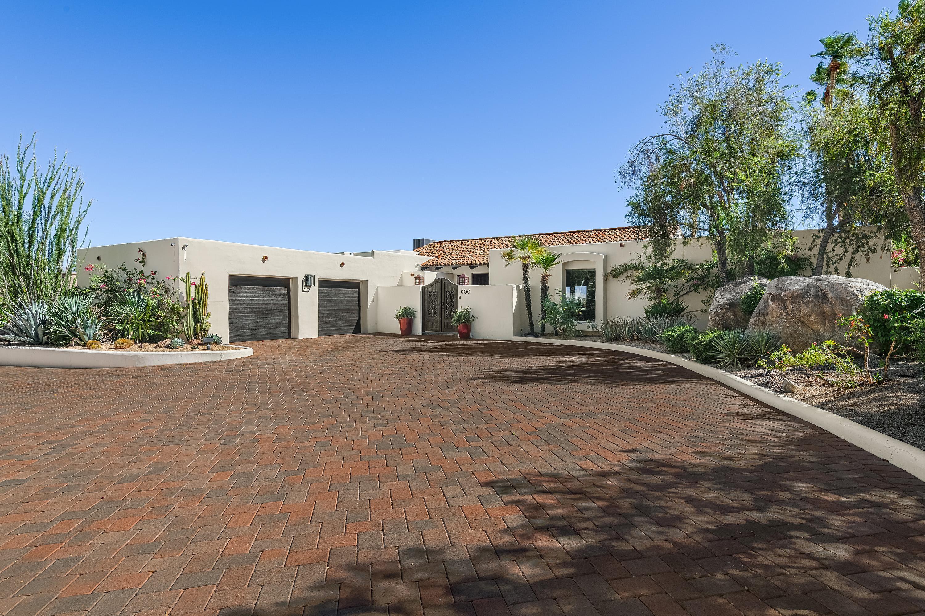 600 S La Mirada RD