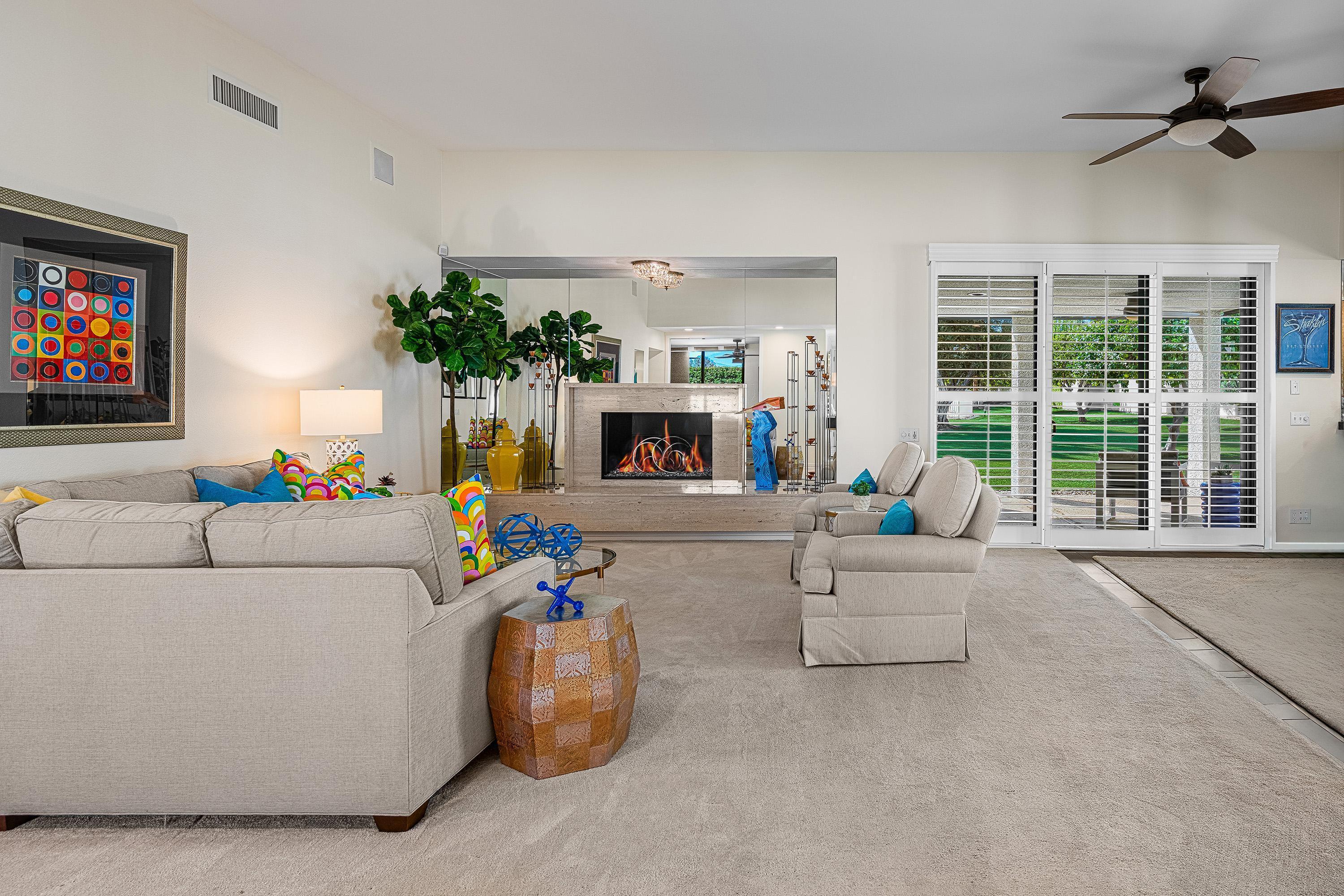 1455 E Twin Palms DR