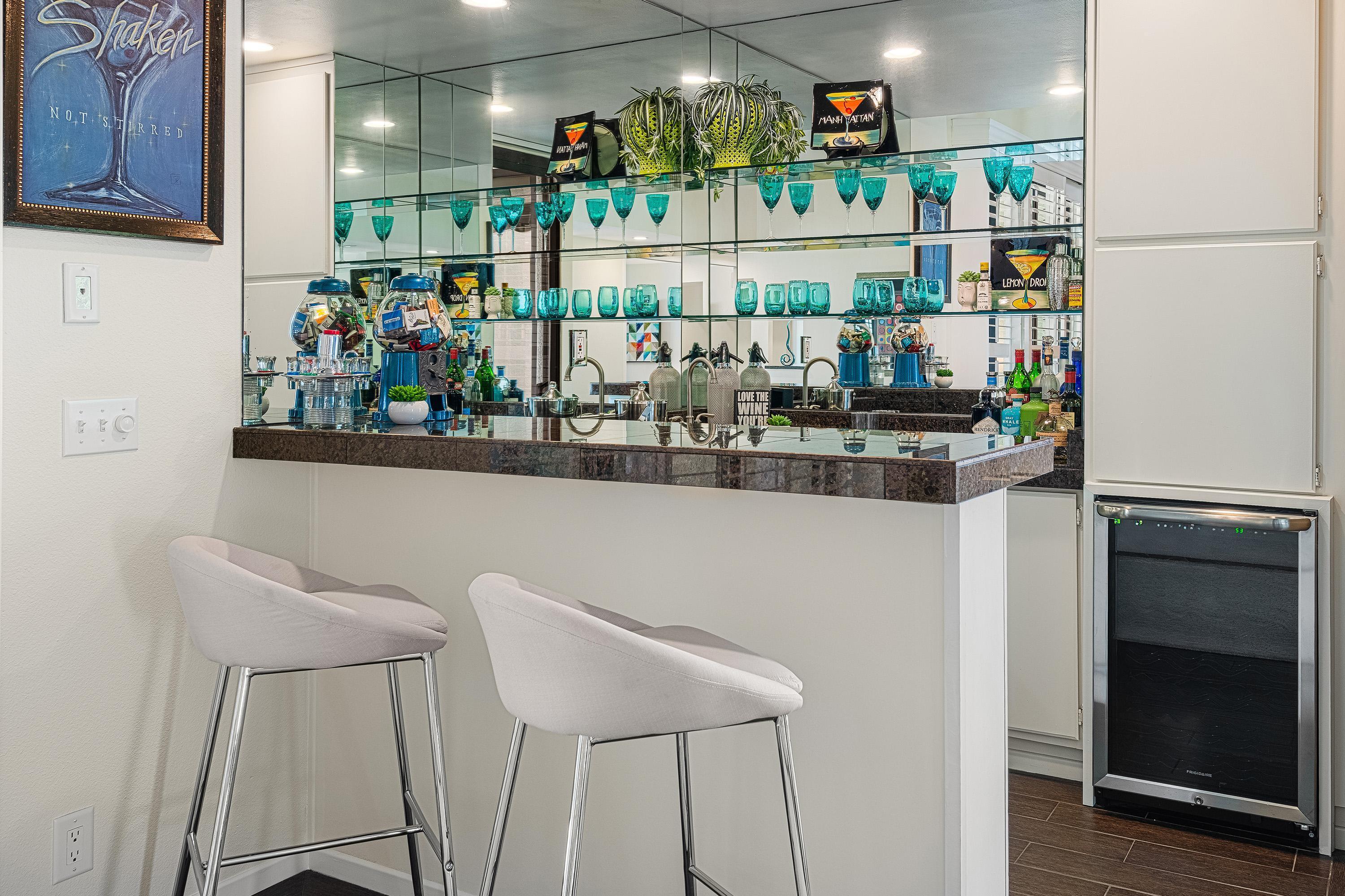 1455 E Twin Palms DR