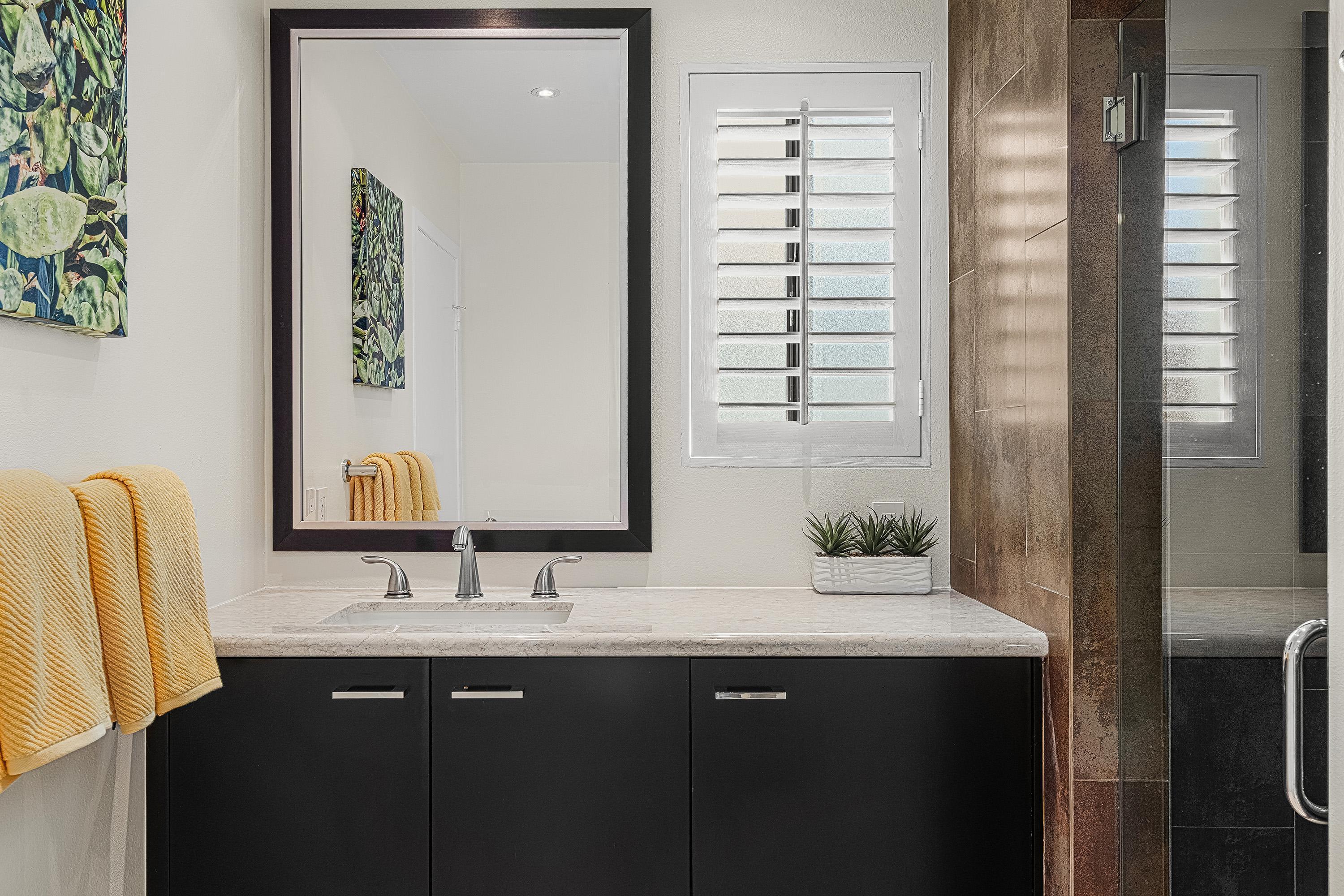 1455 E Twin Palms DR