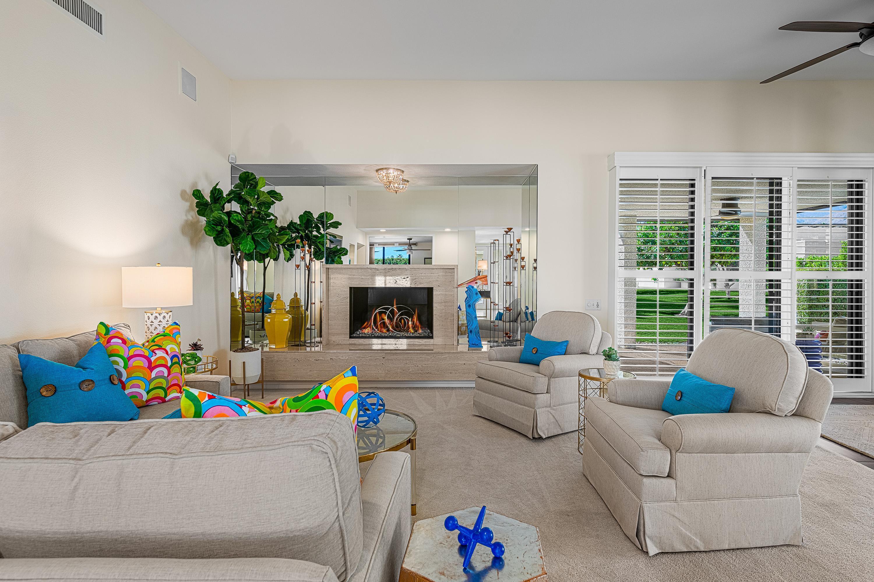 1455 E Twin Palms DR