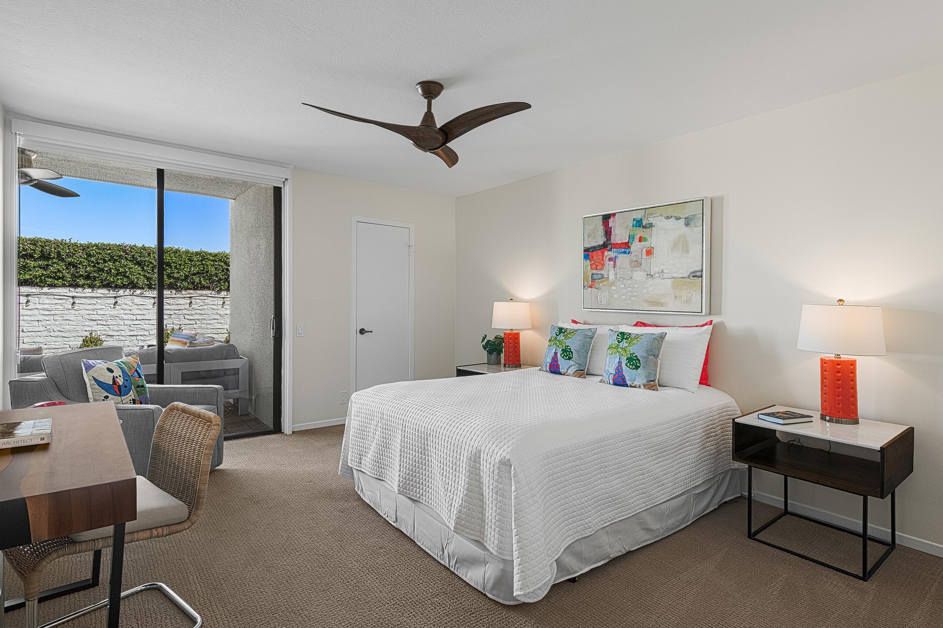 1455 E Twin Palms DR