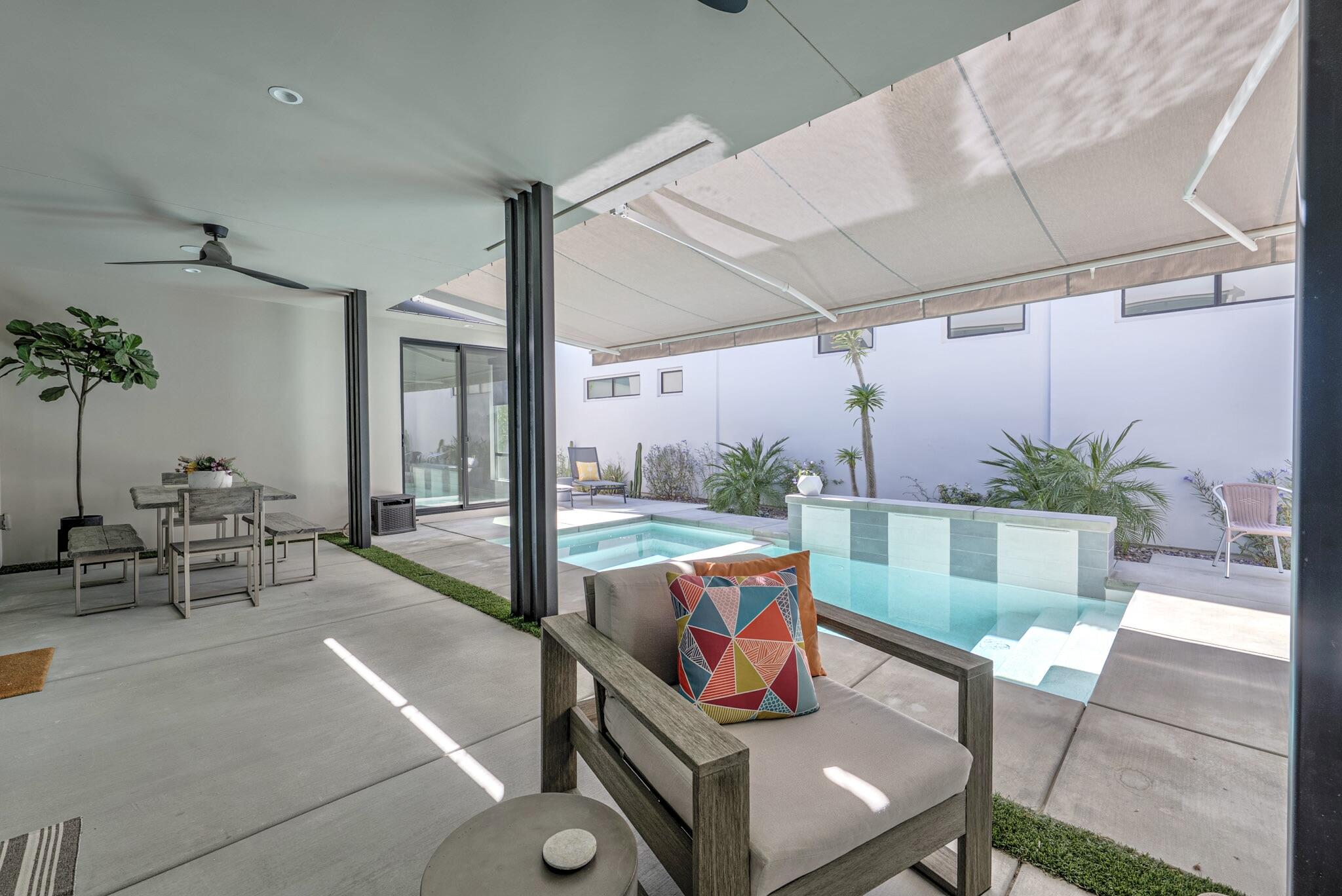 1345 Vue PL