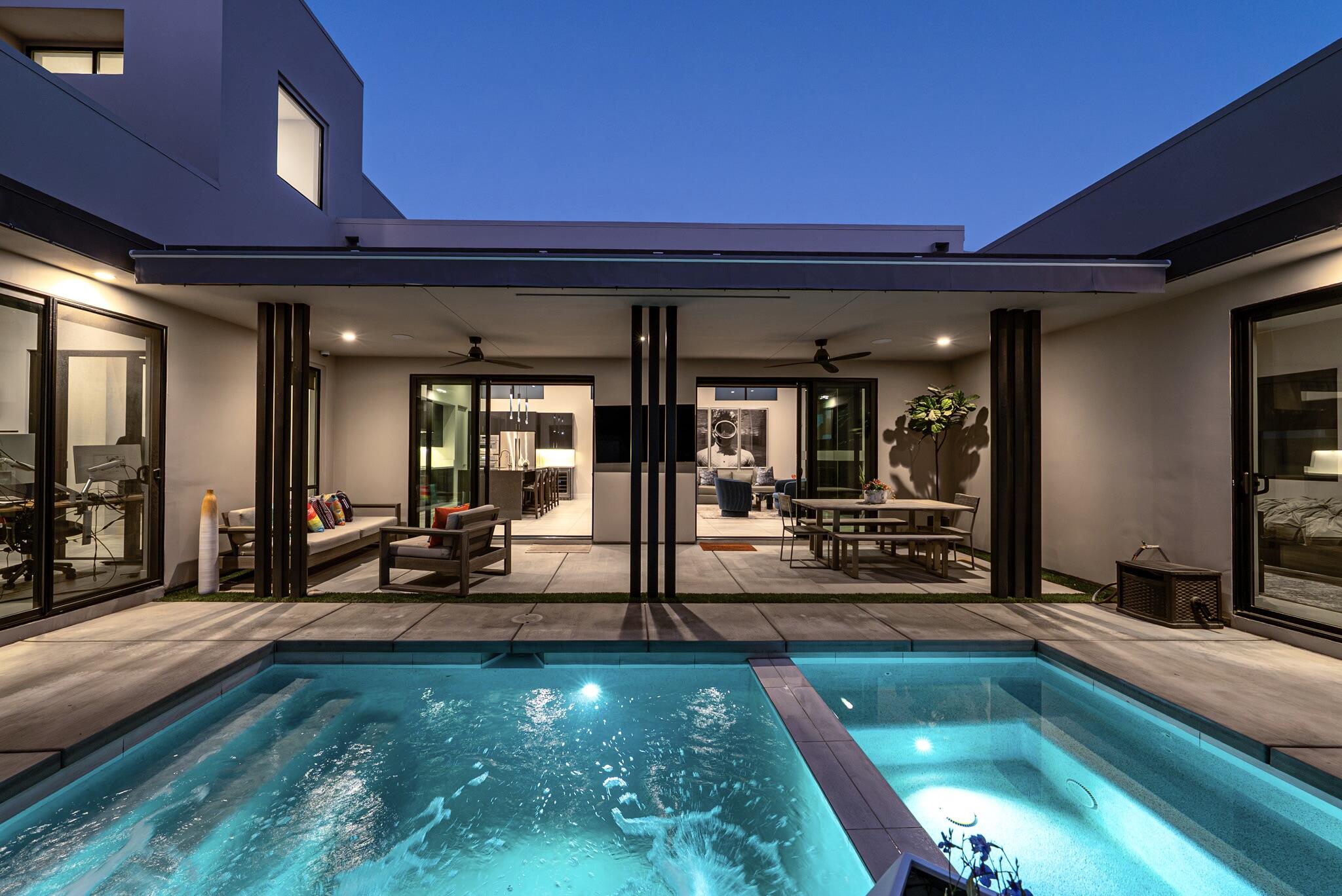 1345 Vue PL