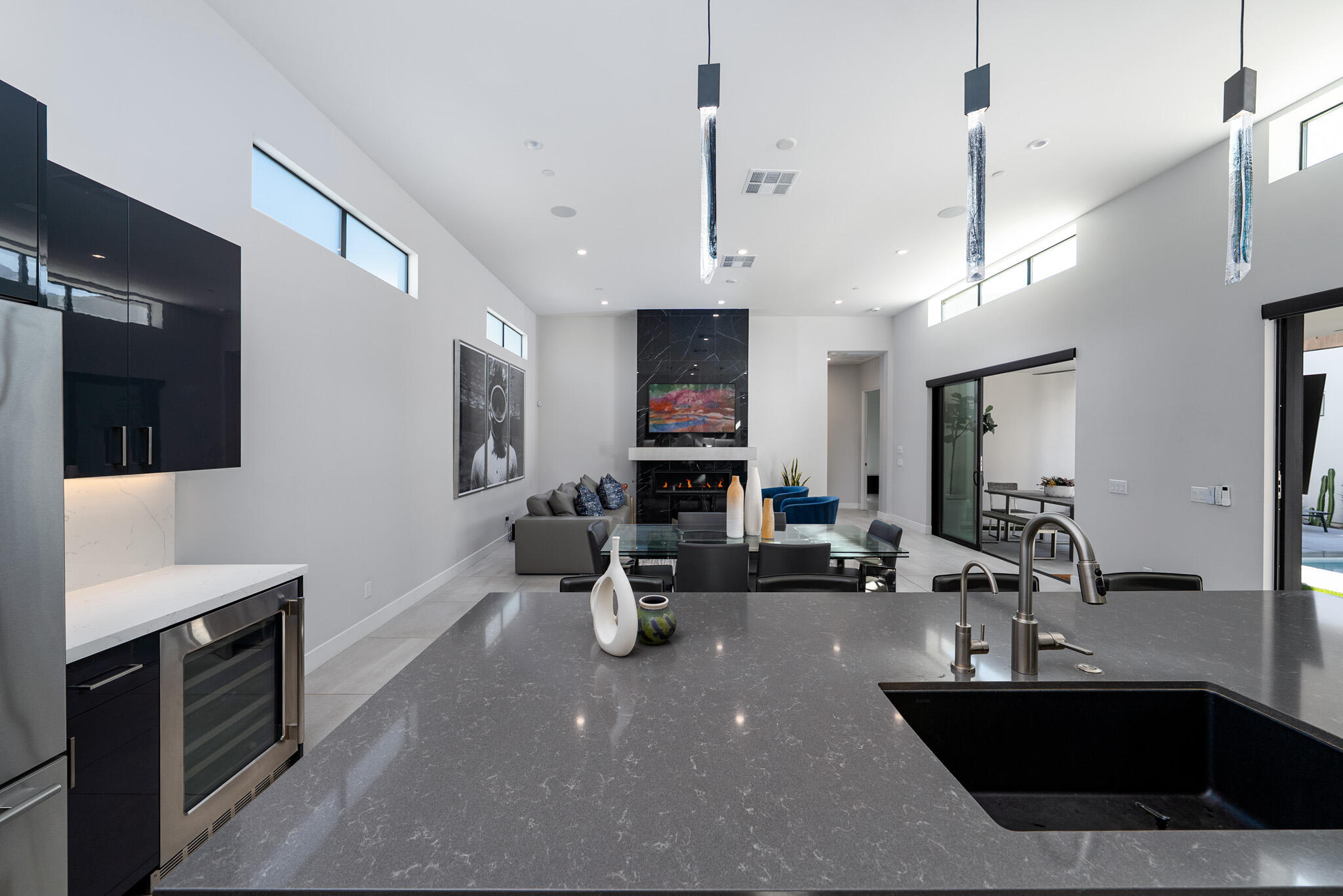 1345 Vue PL