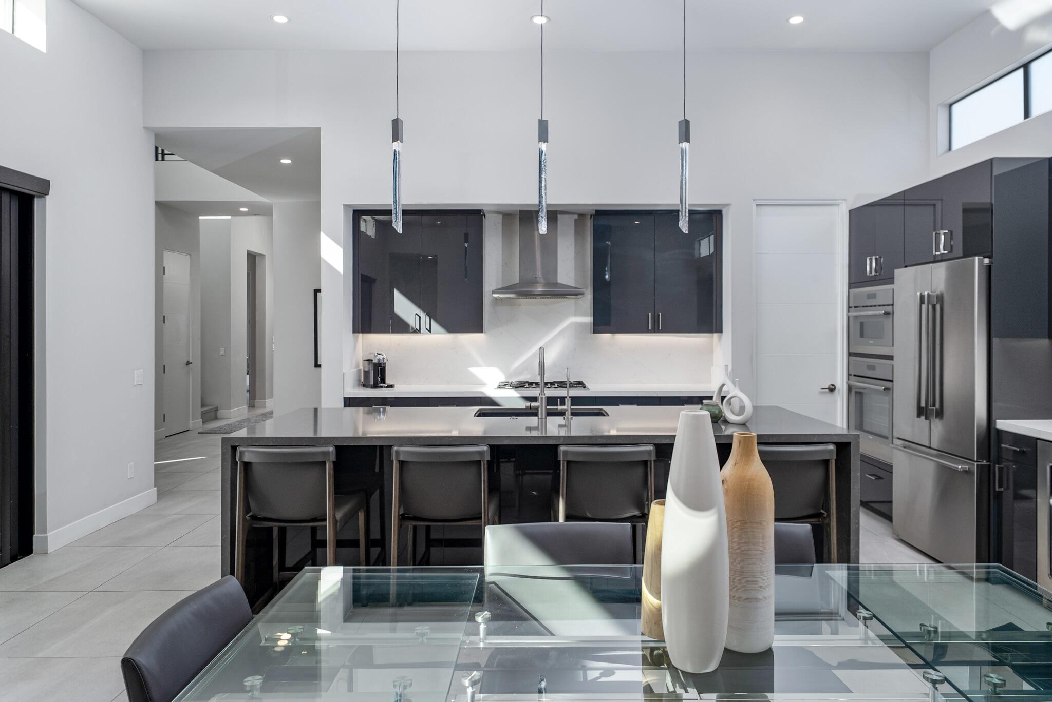 1345 Vue PL